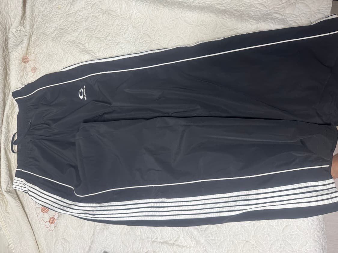 발렌시아가 6xl 35사이즈 블랙  상품이미지8