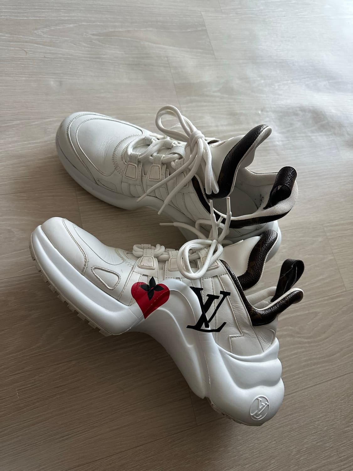 [사이즈 EU39] 루이비통 게임온 아치라이트 상품이미지1