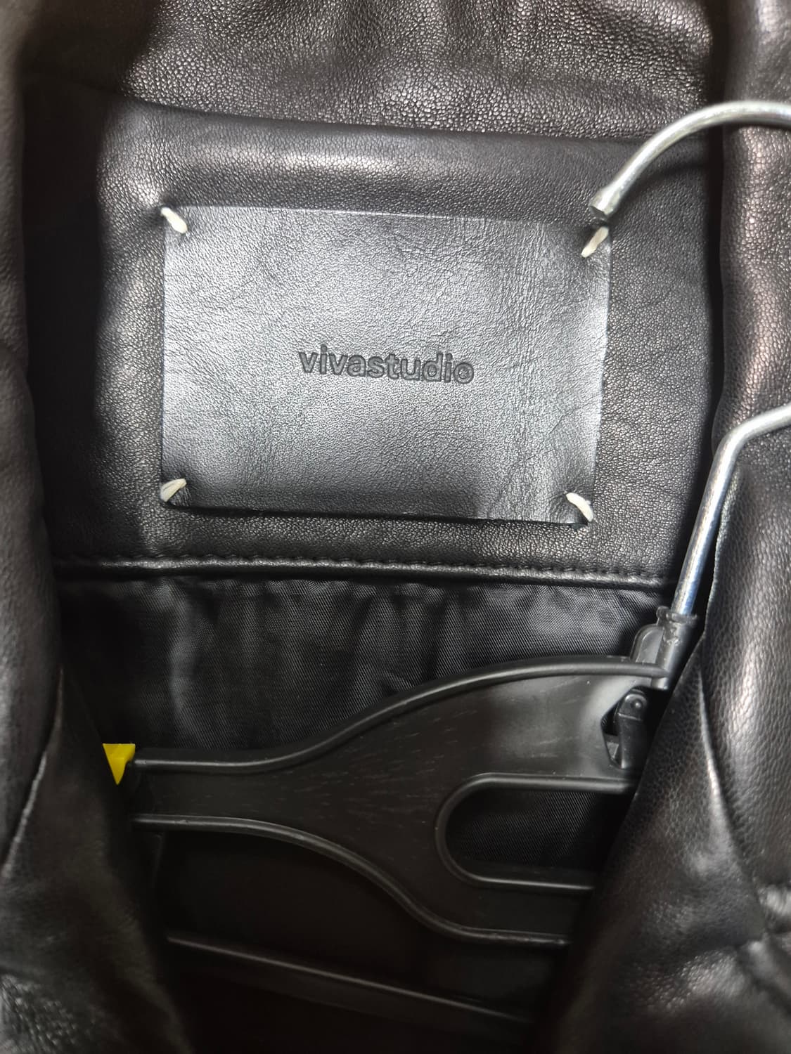 비바스튜디오 라이더 가죽자켓 판매합니다 상품이미지4