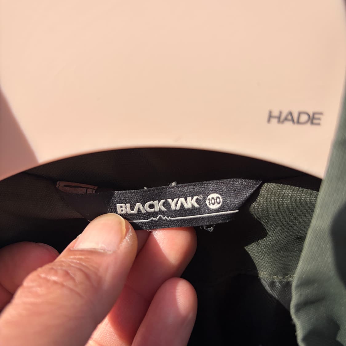 100)블랙야크 카키 바람막이 자켓 상품이미지4