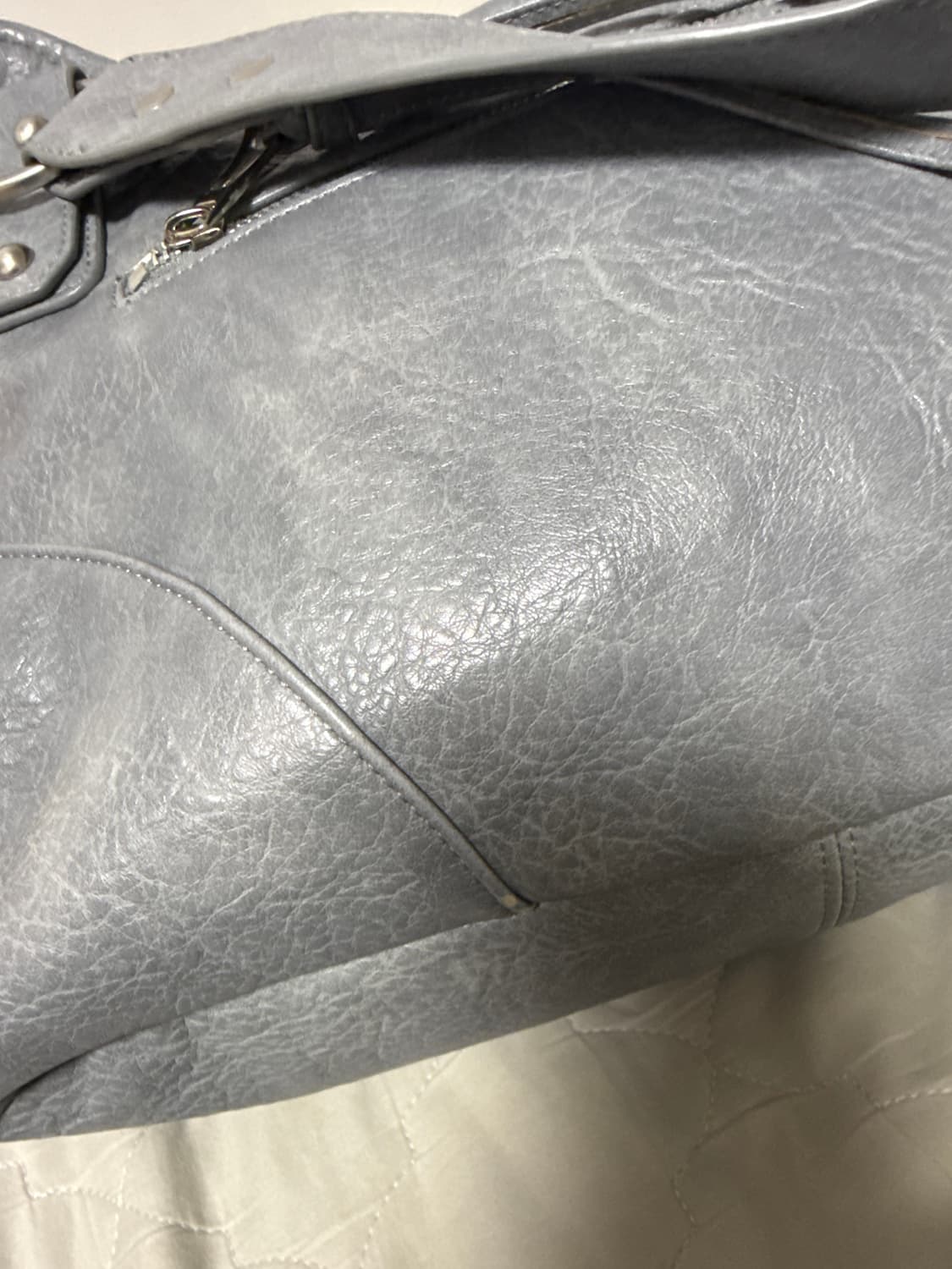 Studded Leather Shoulder Bag (Sky Blue) 상품이미지6