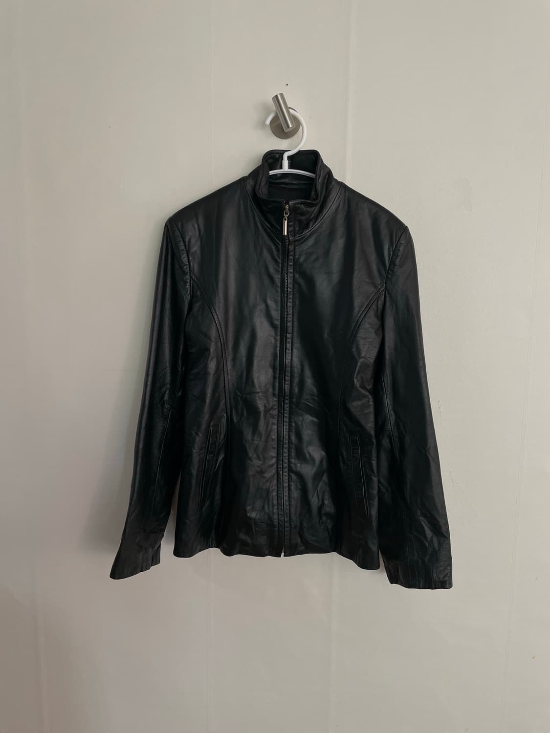 emotion leather 하이넥 레더집업 상품이미지1