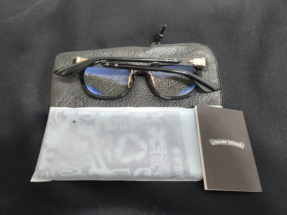 크롬하츠 배긴스a 블랙 골드 판매합니다. 상품이미지2