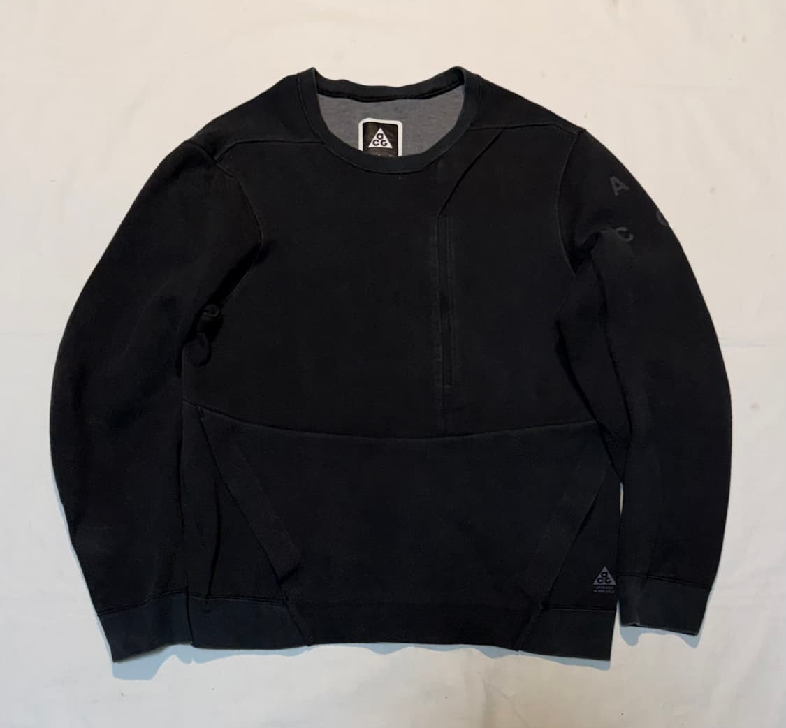 나이키 ACG 해외한정 테크플리스 맨투맨 블랙 상품이미지1