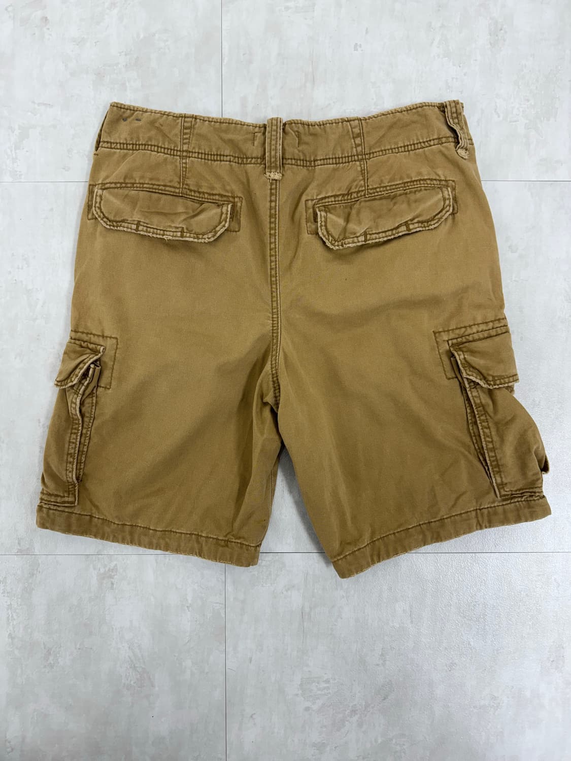 Hollister 베이지 카고 반바지 상품이미지2