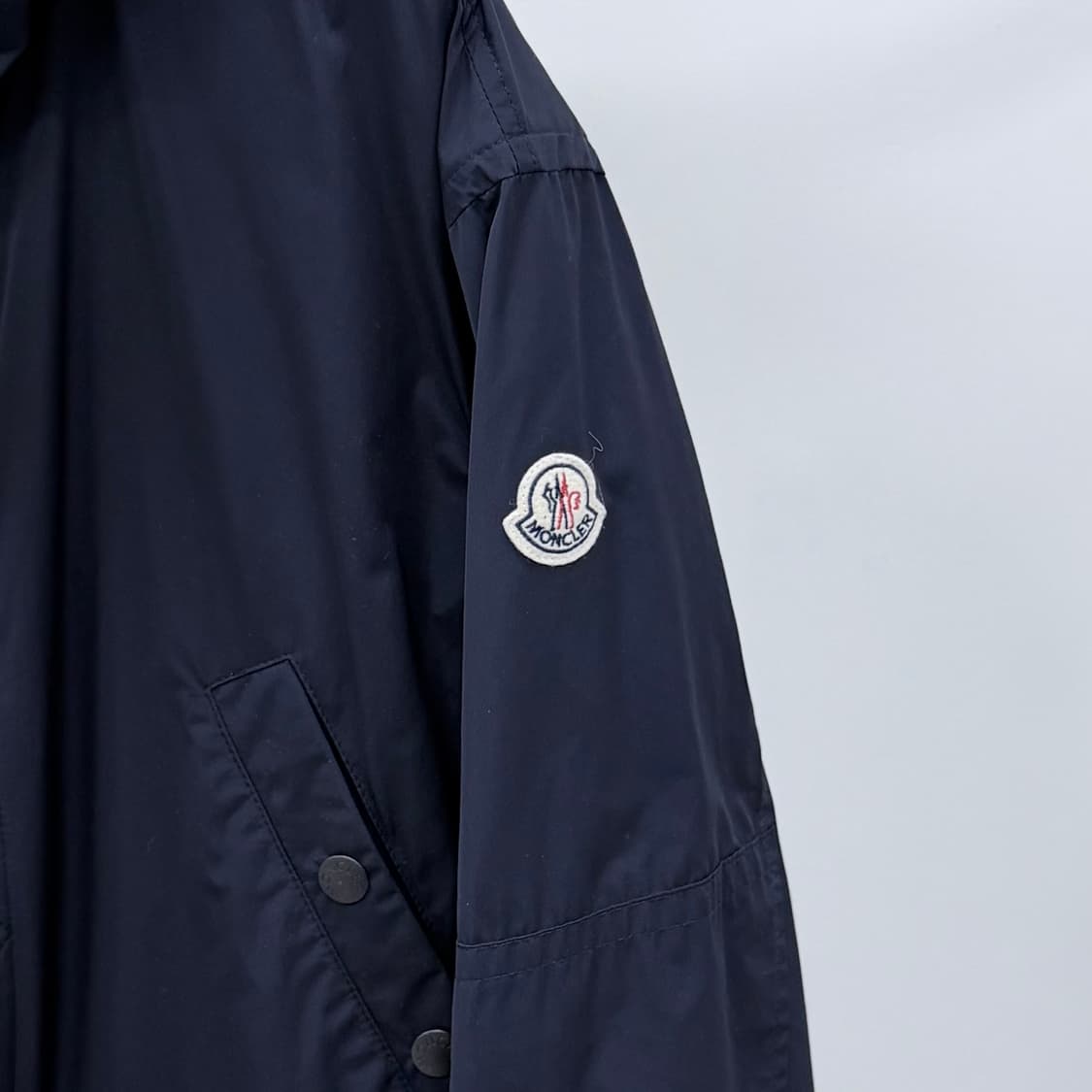 [S+급/6] 몽클레어 guiers 후드 바람막이 야상 자켓 다크네이비 상품이미지2