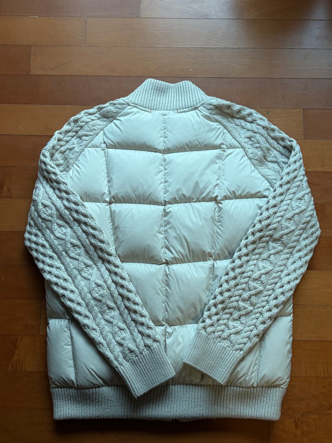 [희귀한 매물] 파라점퍼스 니트 패딩 L 상품이미지3