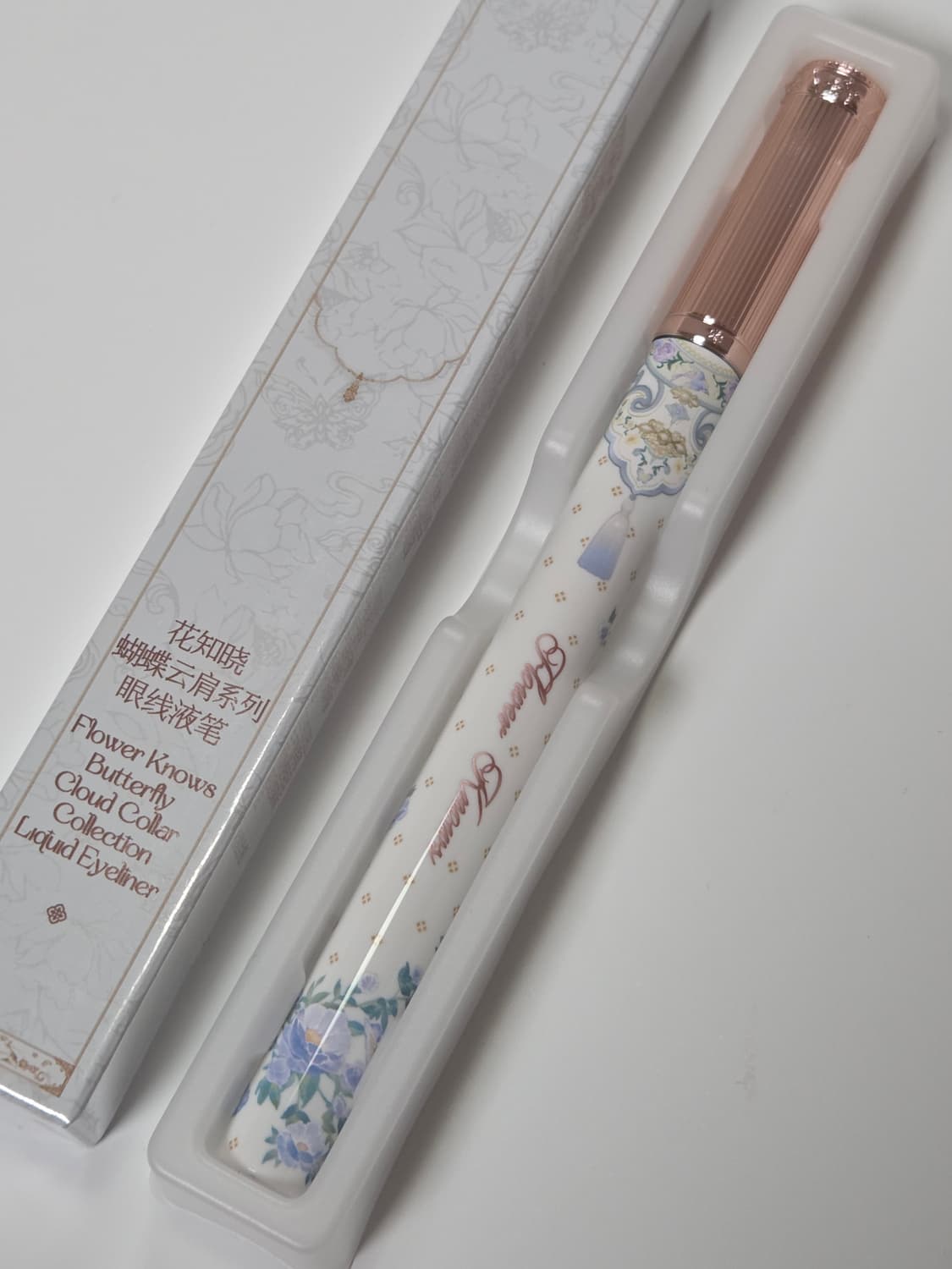 새상품) 플라워노즈 버터플라이 컬렉션 리퀴드 붓펜 아이라이너 블랙 상품이미지5