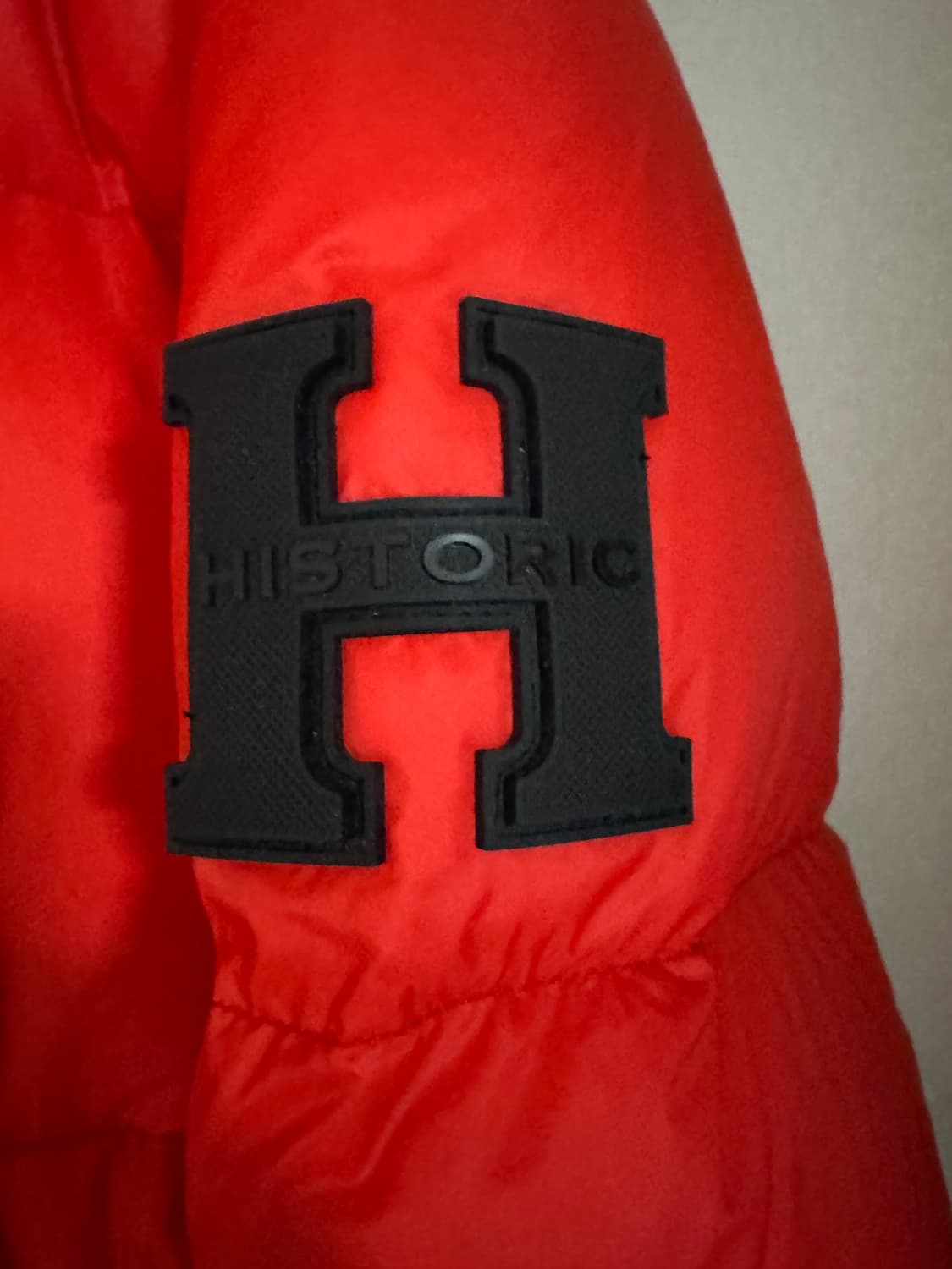 히스토릭리서치 레드 컬러 화이트 덕다운 패딩 상품이미지3