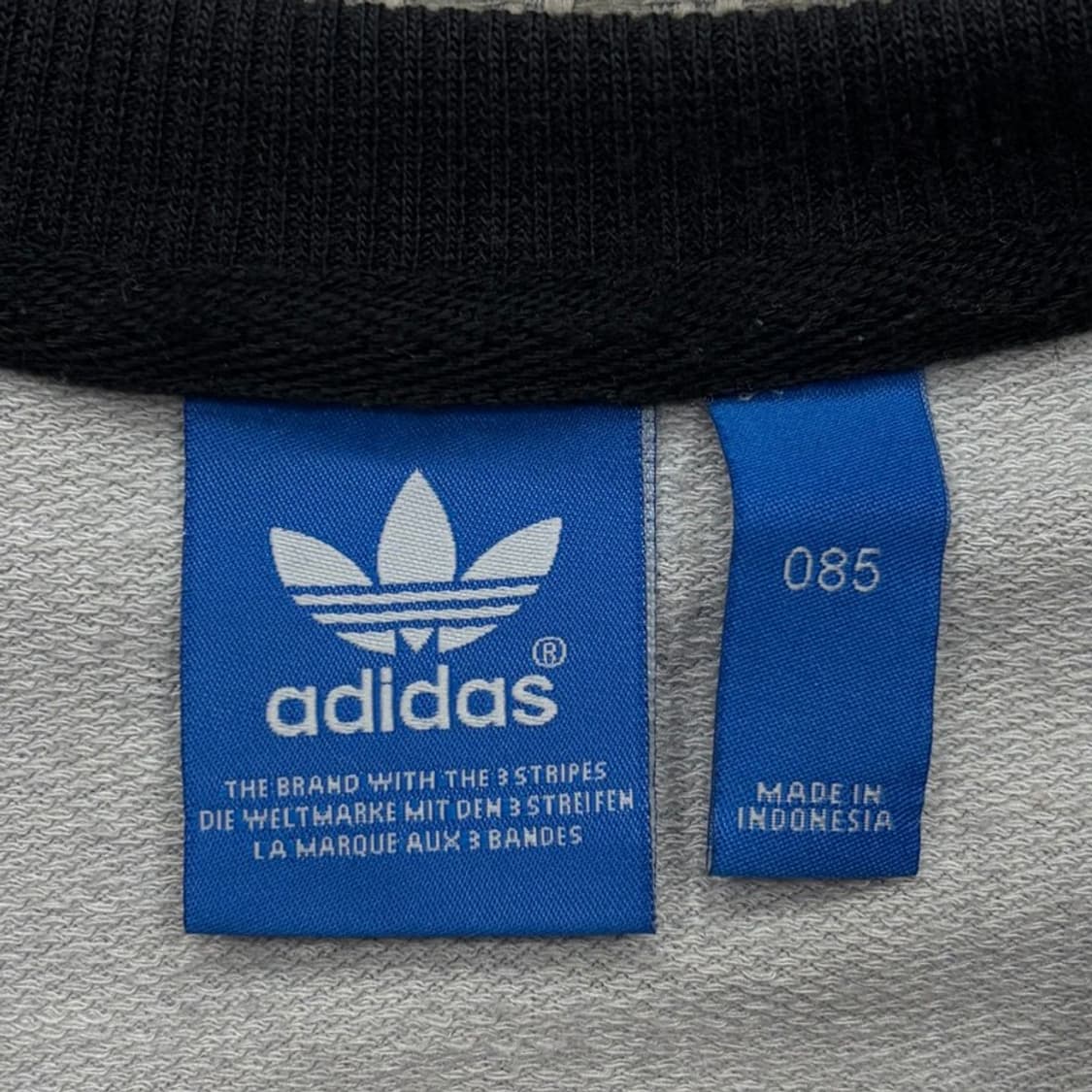 아디다스 플라워 패턴 빅로고 맨투맨 v2431 상품이미지6