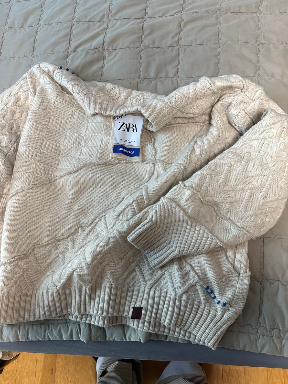 아더에러 자라 니트 상품이미지1