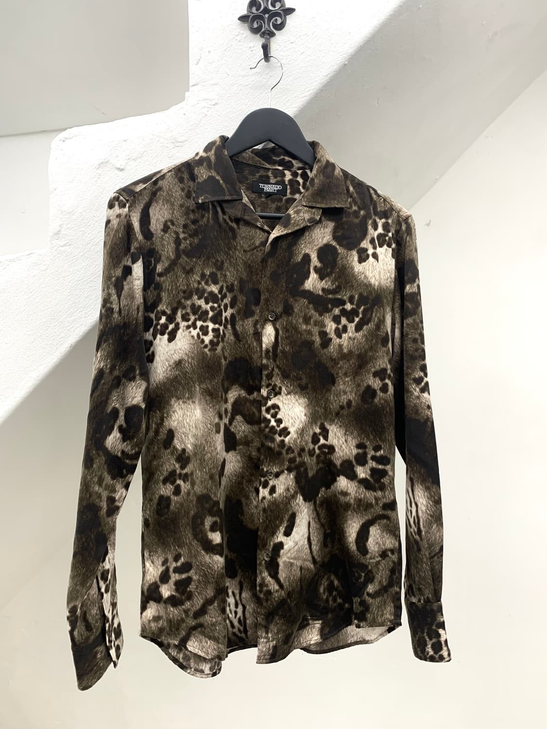 Tornado Mart leopard print shirt   상품이미지1