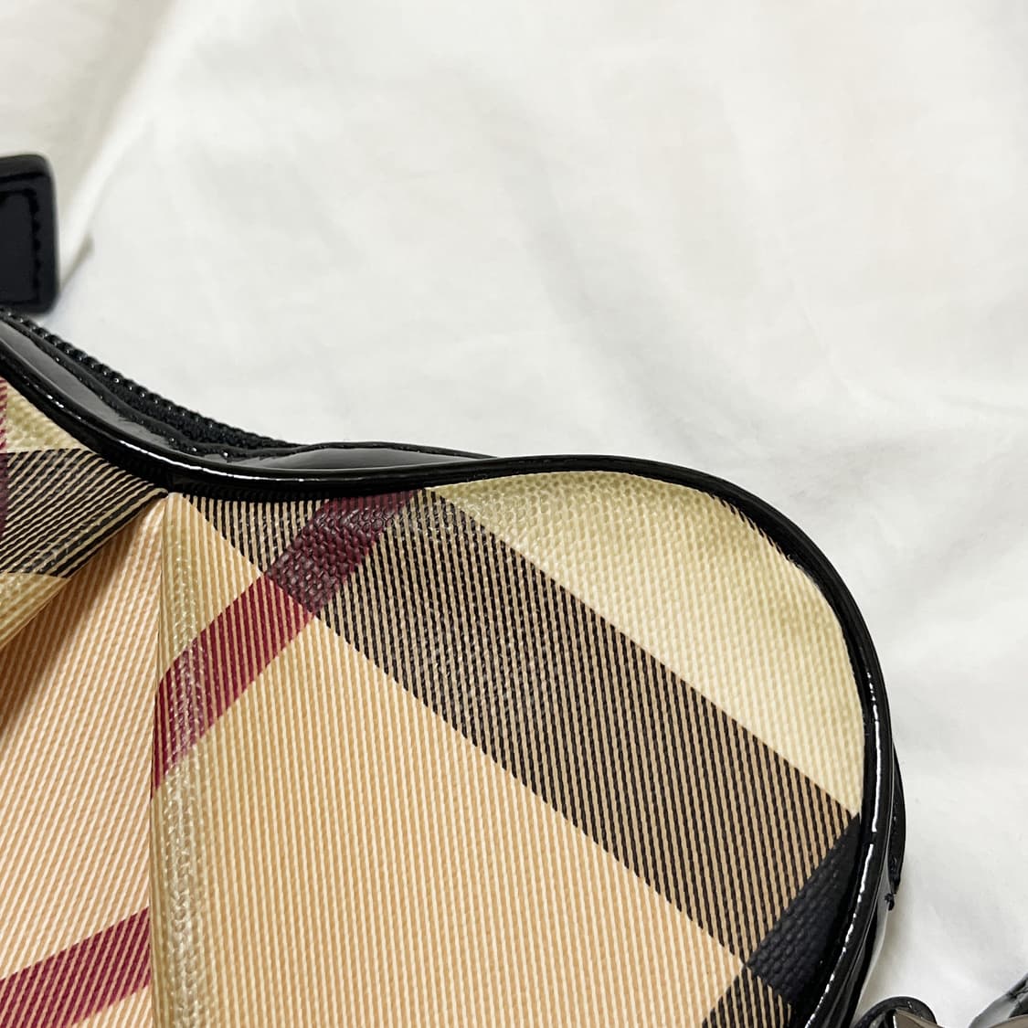 희귀빈티지 ) burberry 버버리 노바체크 하트백 상품이미지5