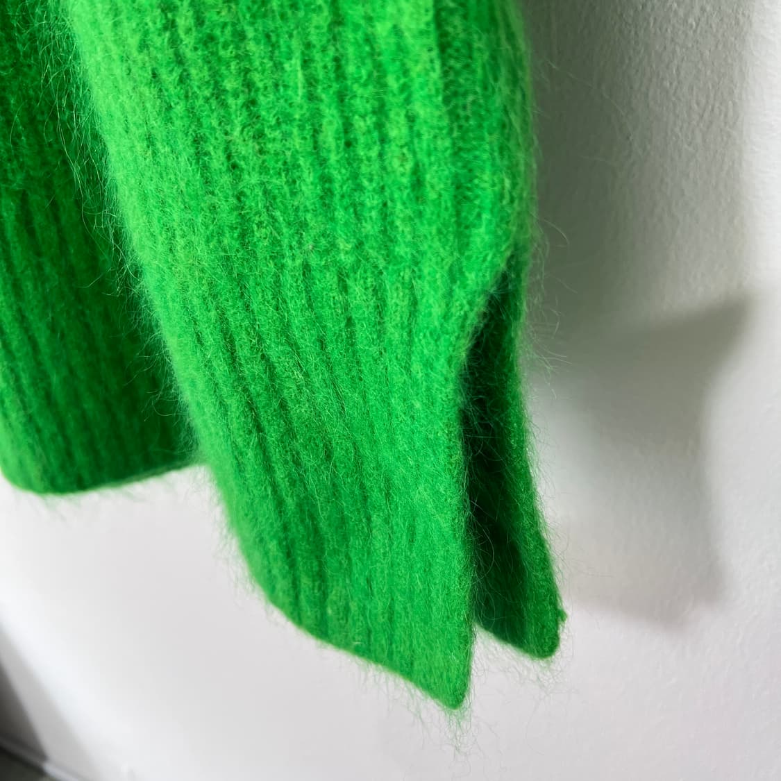 [S]앤아더스토리즈 모헤어 오버핏 터틀넥니트 상품이미지5