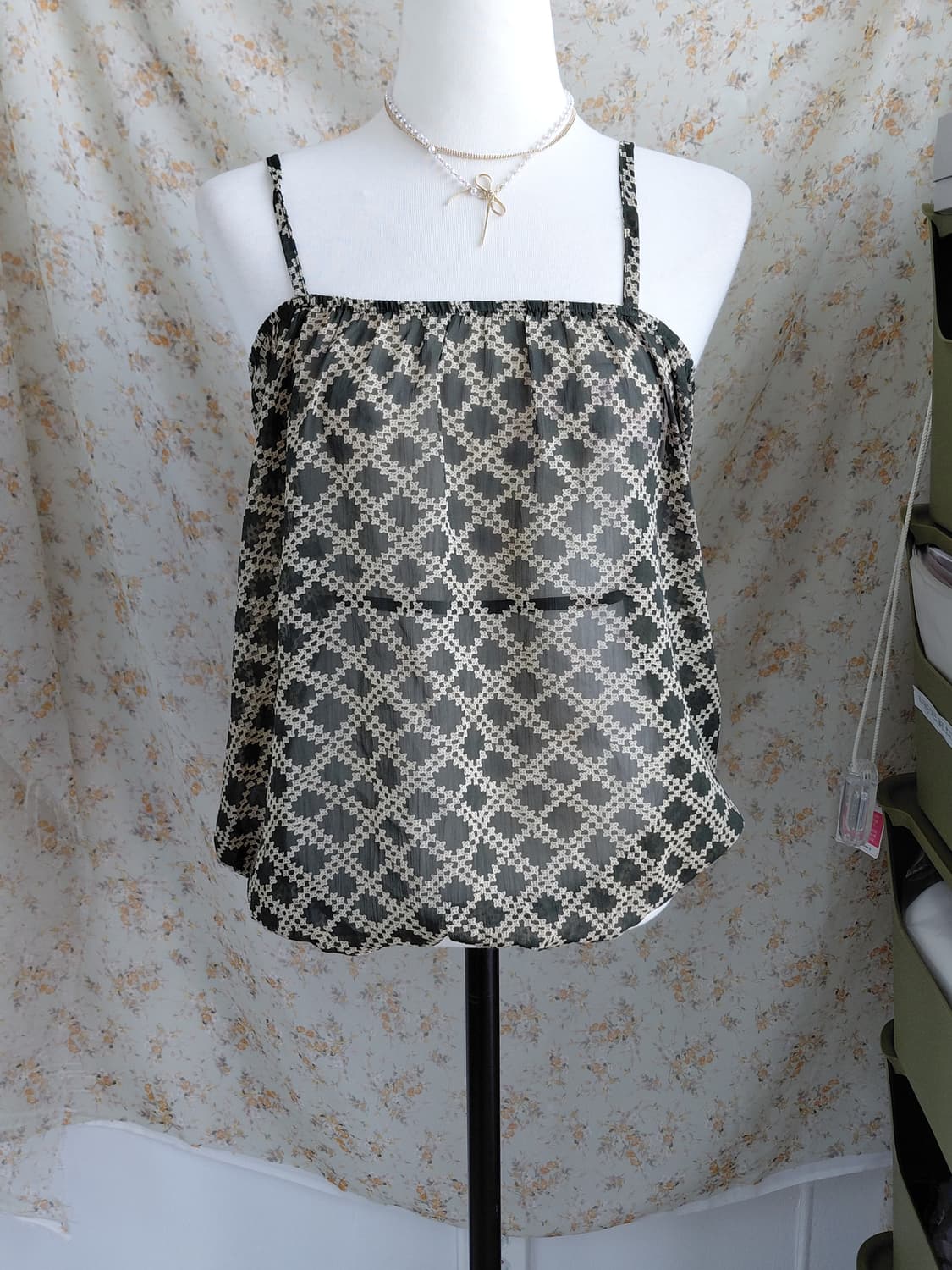 [일본빈티지] 패턴 시스루 나시 블라우스 상품이미지1