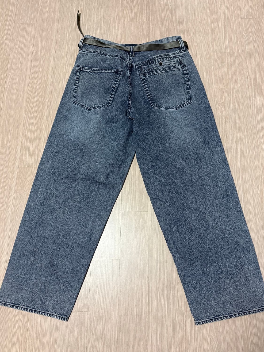 [2] 25AW 모이프 와이드 벨티드 6p 데님 청바지 워시드 인디고 상품이미지7