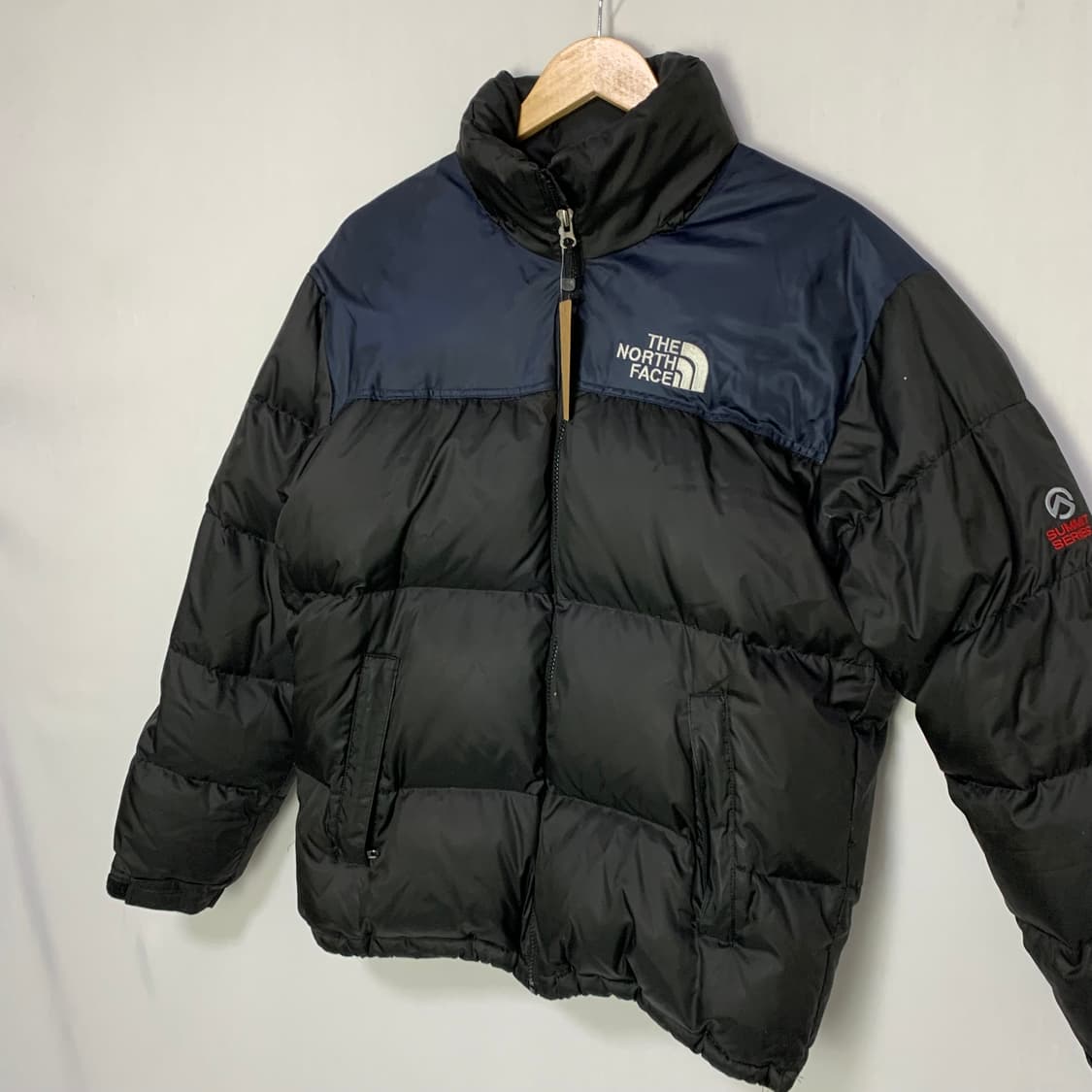 노스페이스 블랙/네이비 빈티지 투톤 눕시 패딩 남성 M 남녀공용 상품이미지2