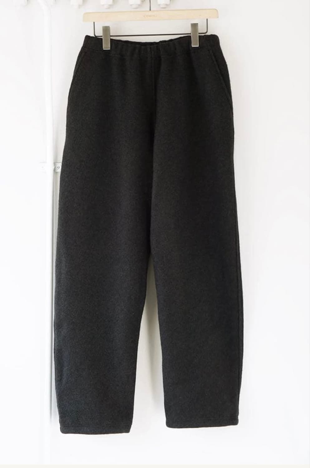 [새상품] 25AW Comoli 코모리 울 펠트 팬츠 상품이미지1