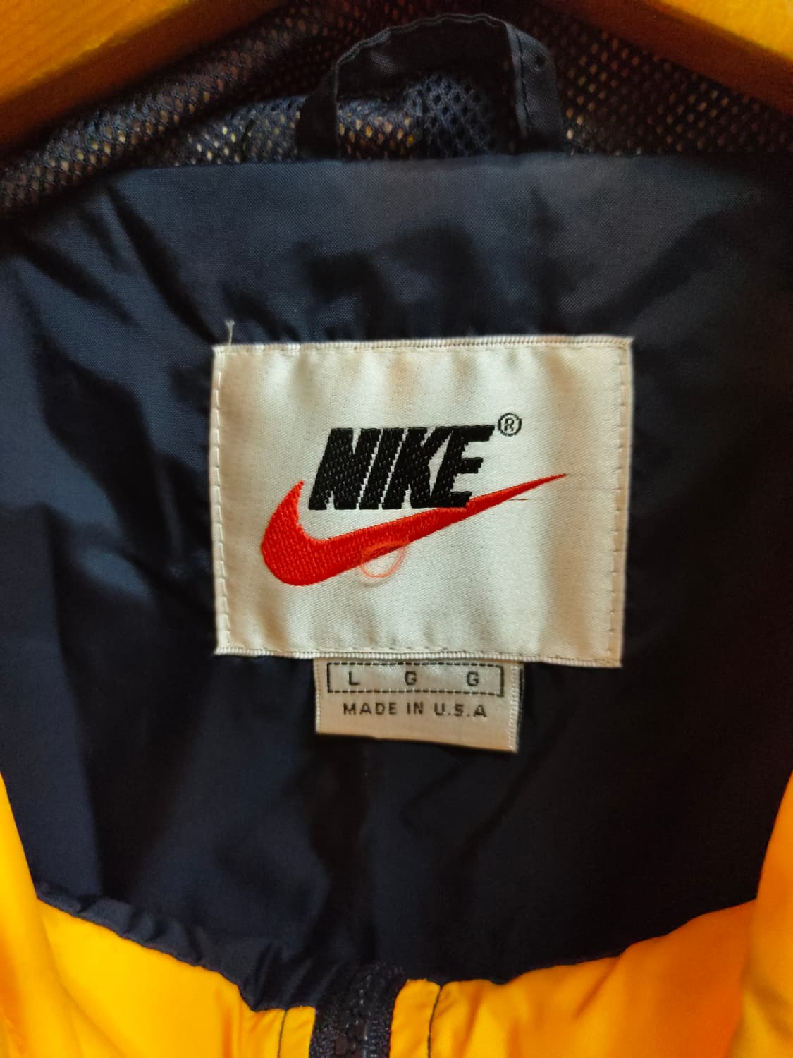 L) 나이키 올드스쿨 made in usa 점퍼 팝니다 상품이미지3