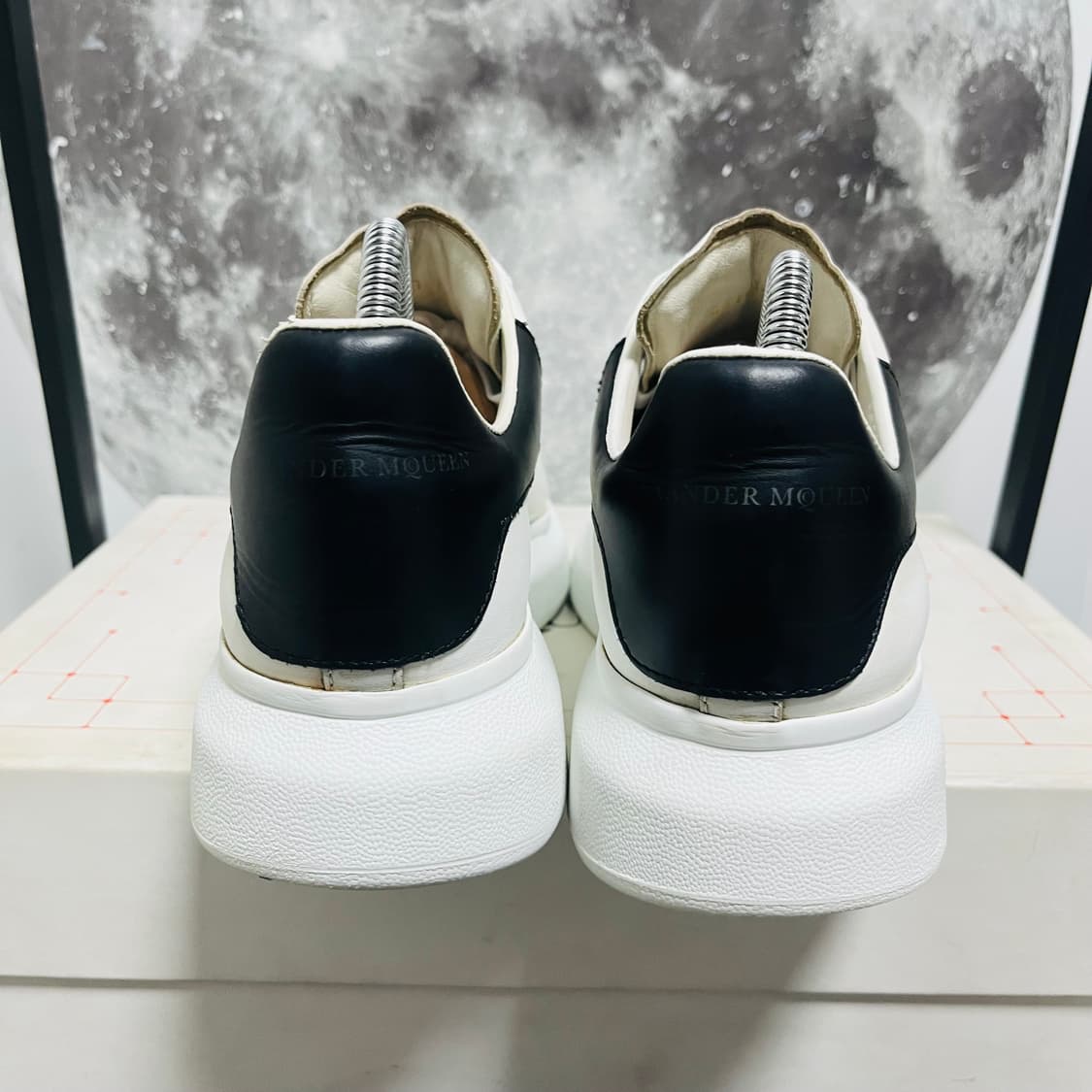  정품 39.5) 알렉산더 맥퀸 오버솔 스니커즈 255~260 상품이미지4