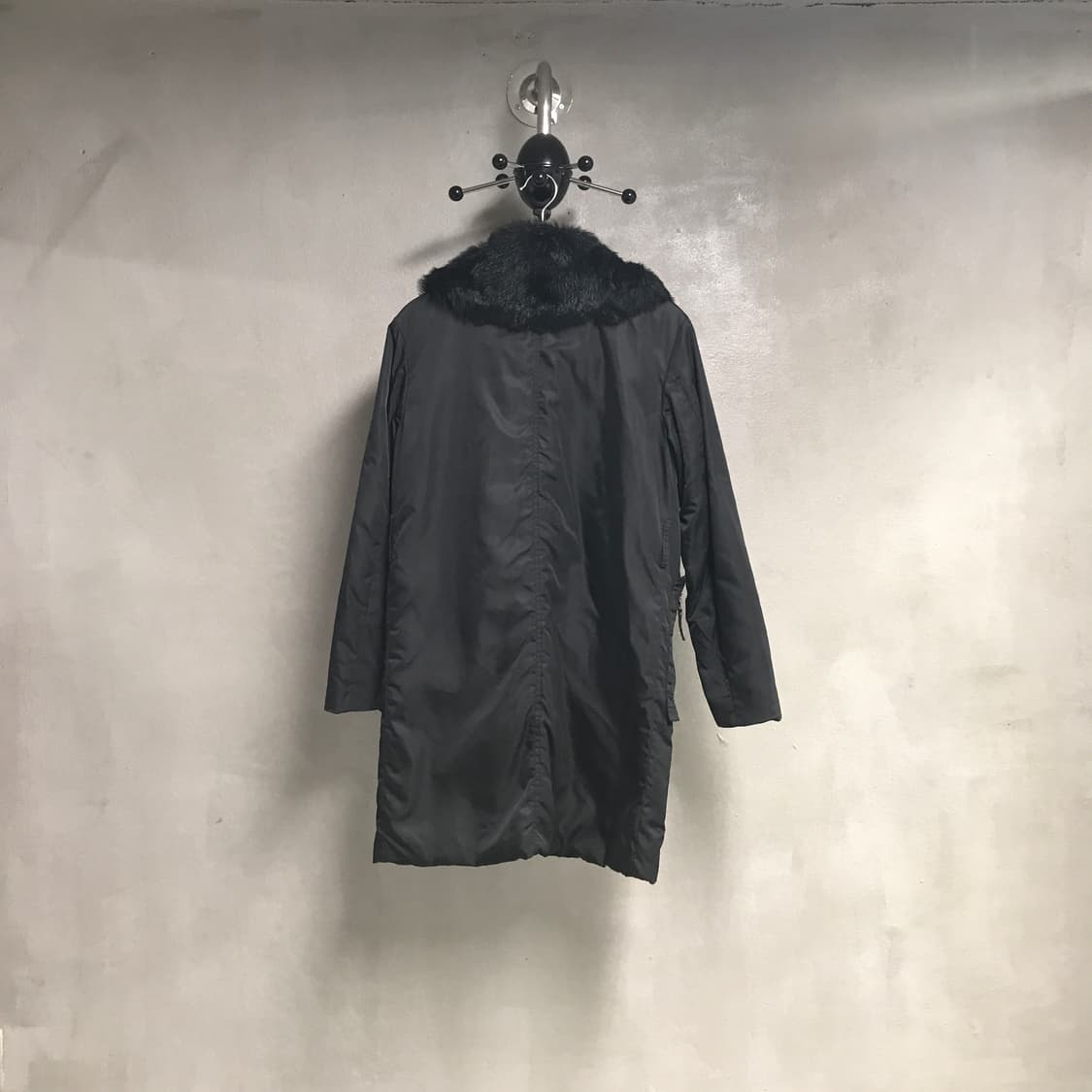 프라다 블랙 퍼 코트 40(W) 상품이미지6