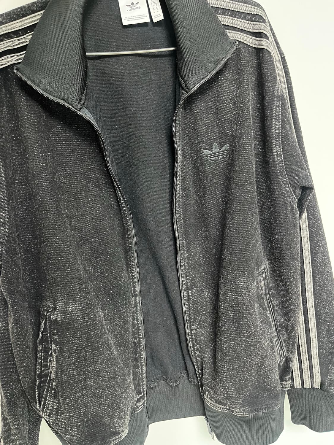 아디다스 데님 파이버드 트랙탑 블랙 색상 us M 사이즈 상품이미지1