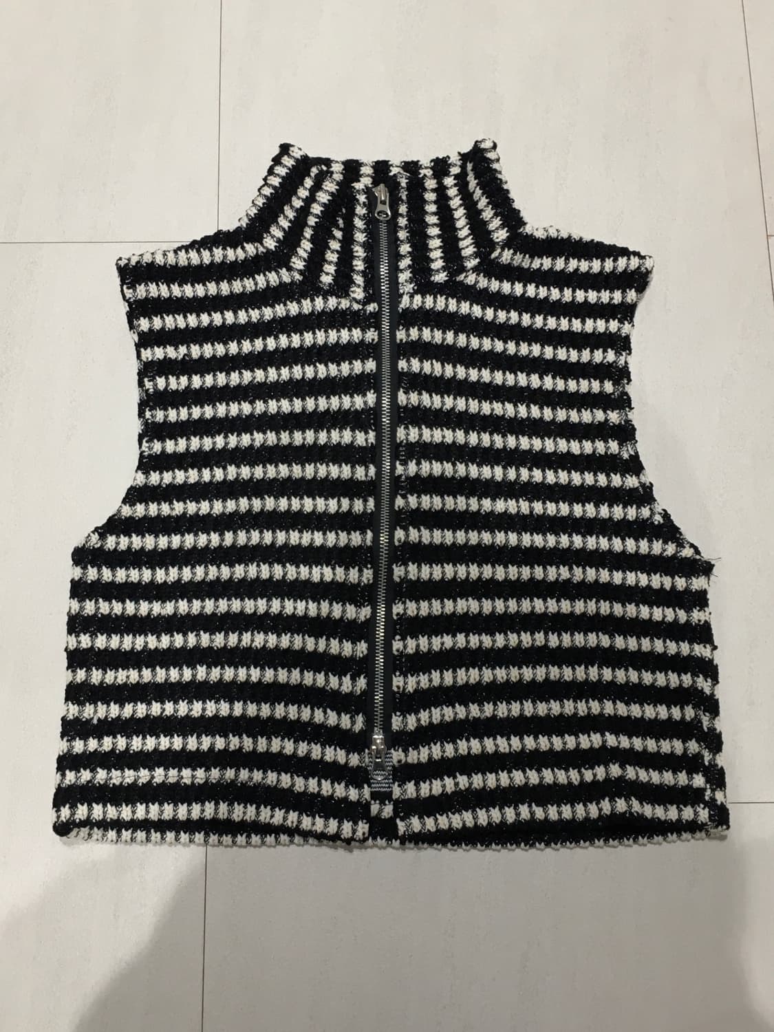CRAYON ZIP-UP VEST 상품이미지5