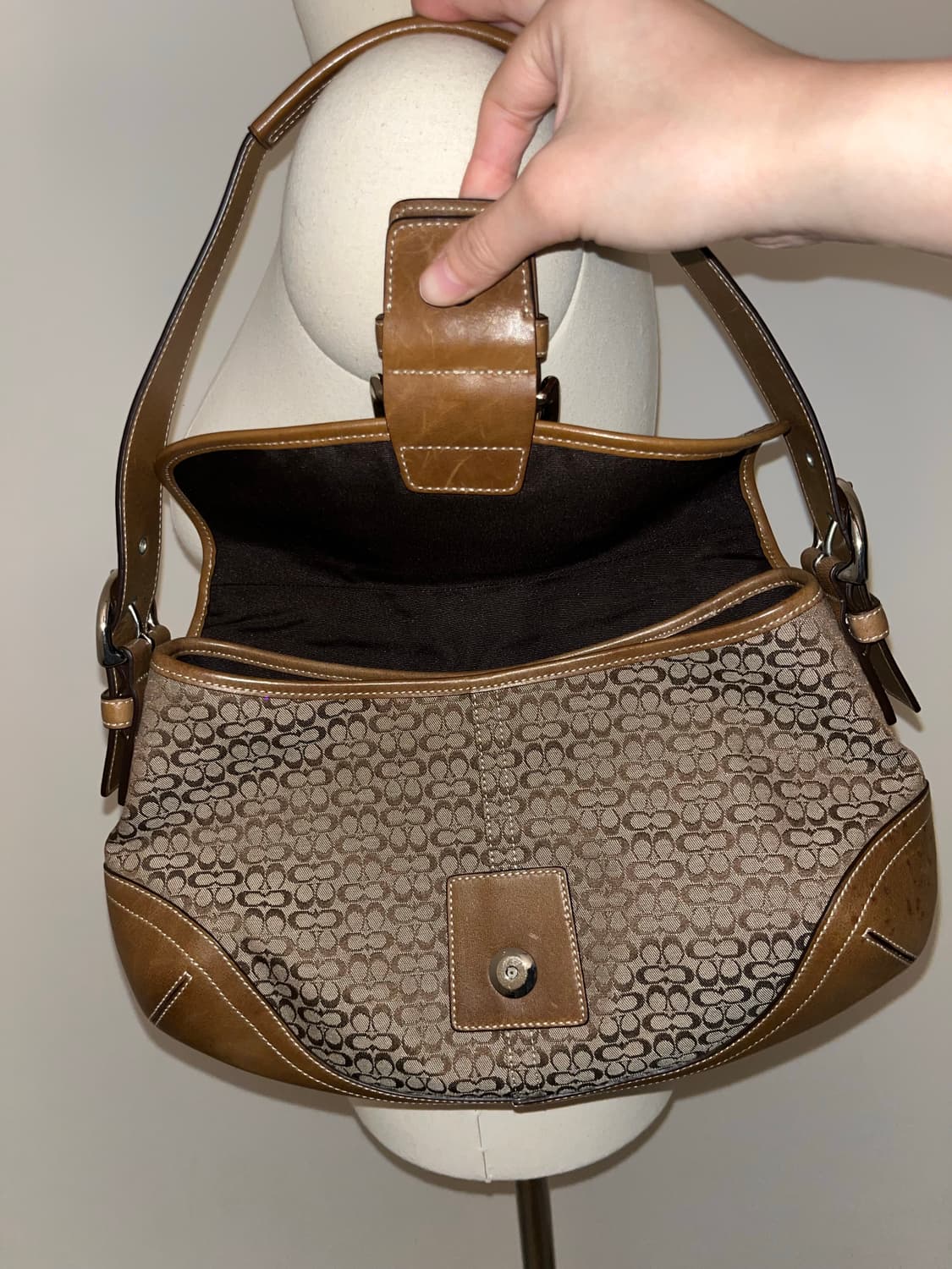 Coach Beige Basic Design Shoulder Bag 상품이미지8