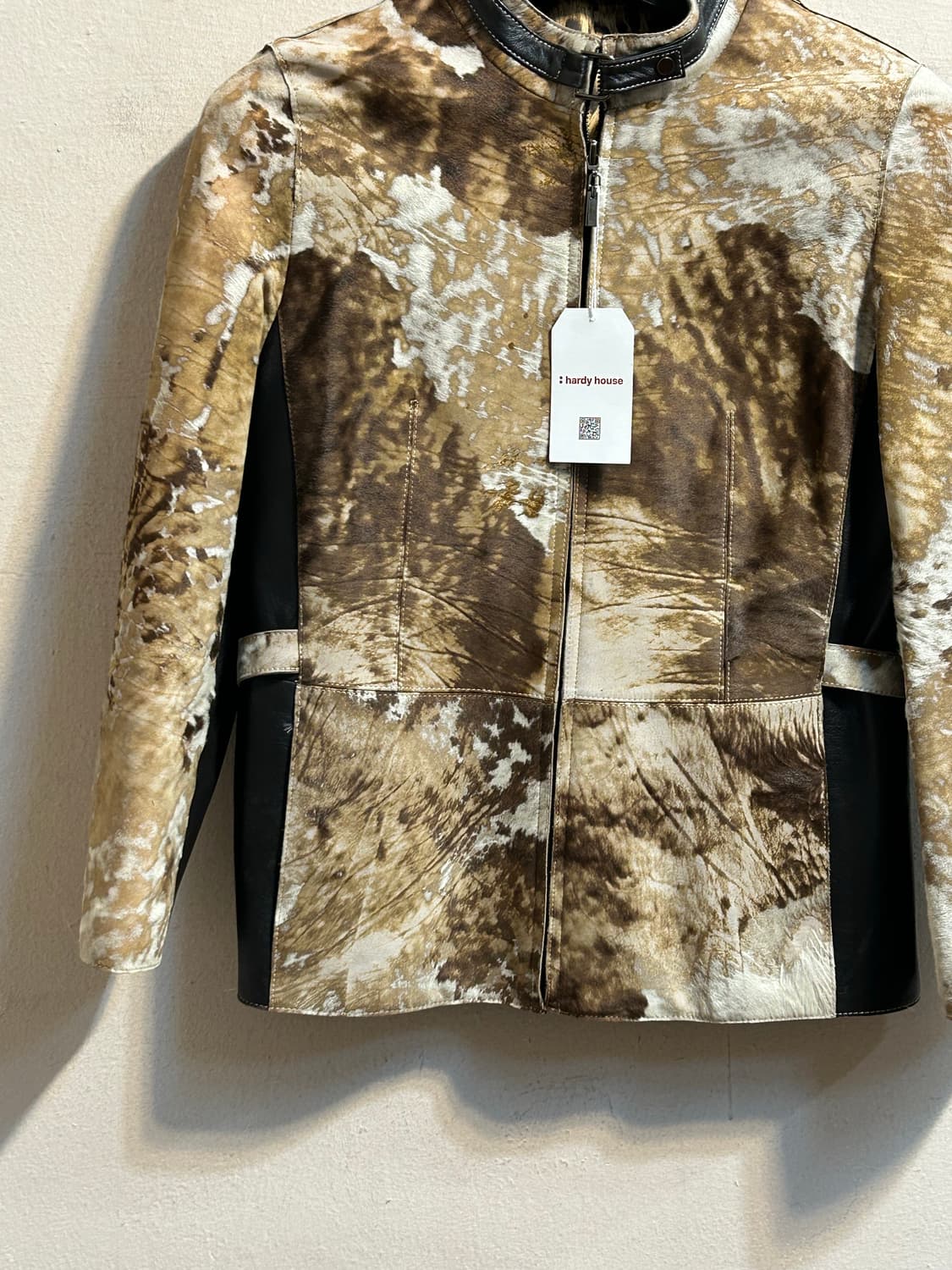 유즈드 카우헤어 패치워크 레더 하이넥 자켓 상품이미지3