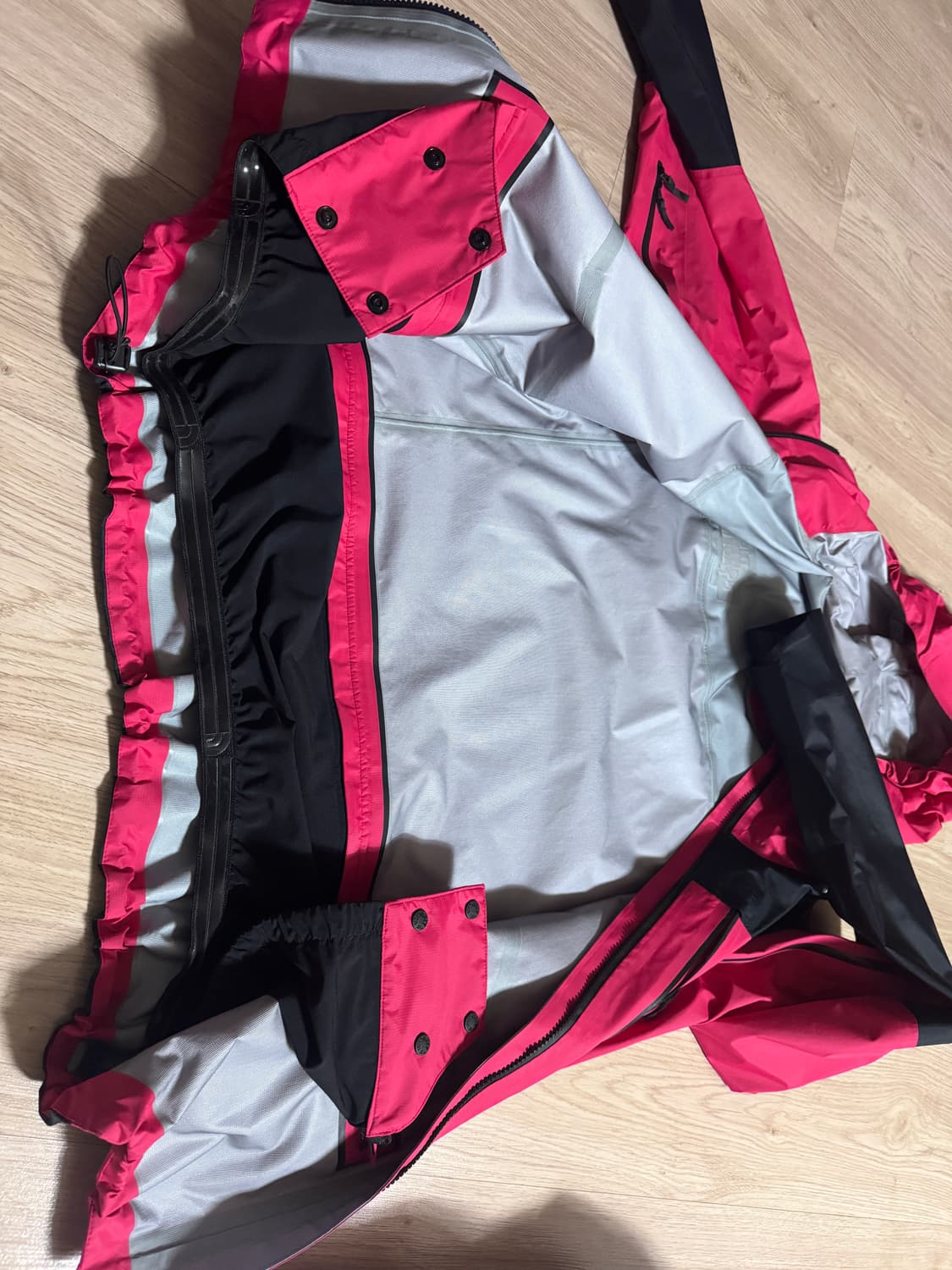 노스페이스 빔즈18FW 바람막이 XL 상품이미지4