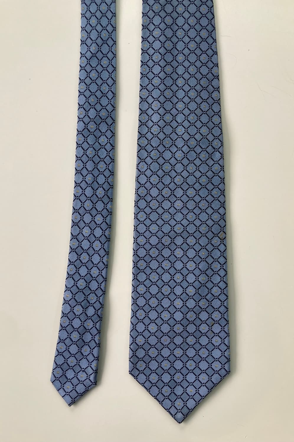 헌팅월드 넥타이 상품이미지1