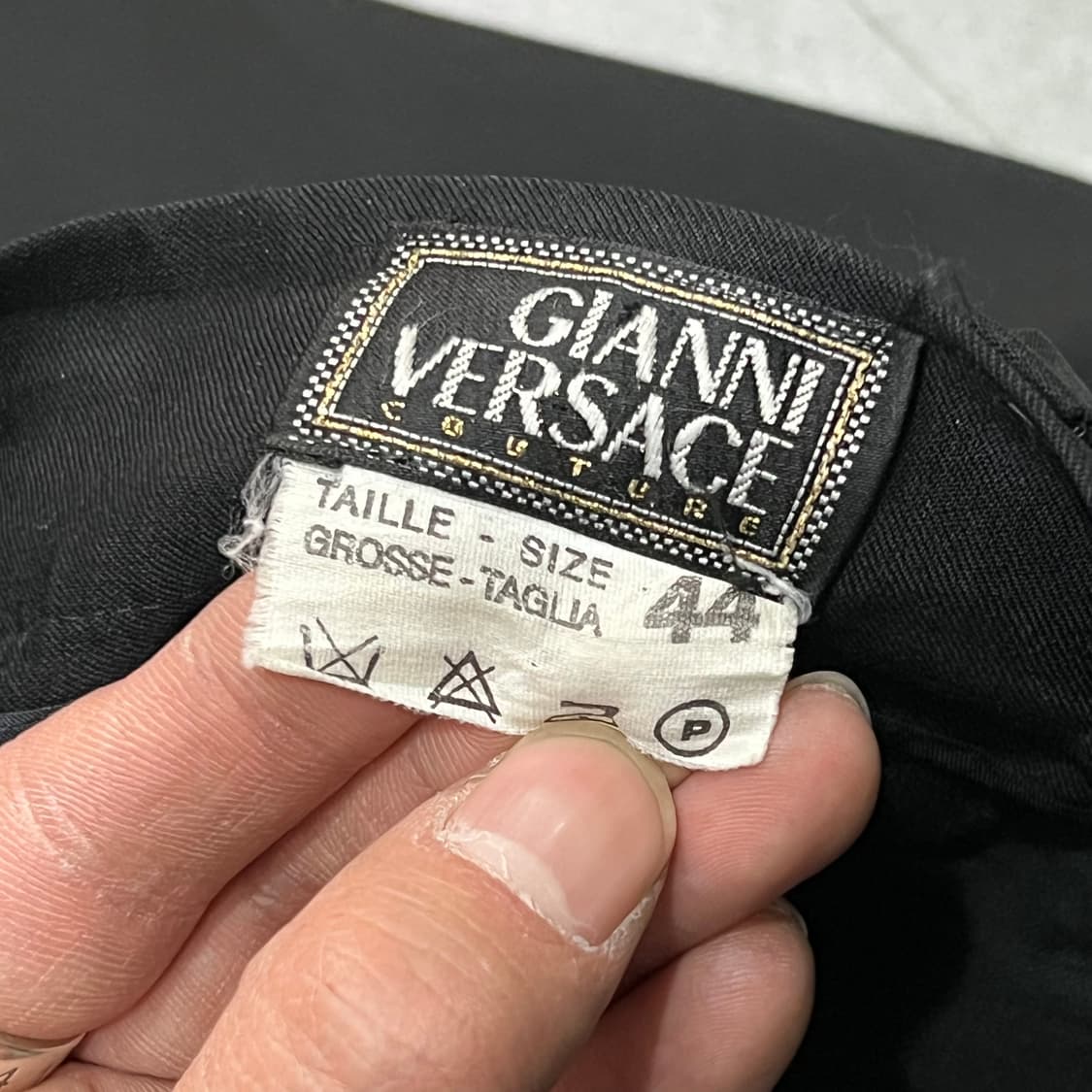  베르사체 투턱 다크 슬랙스 y14941 상품이미지5