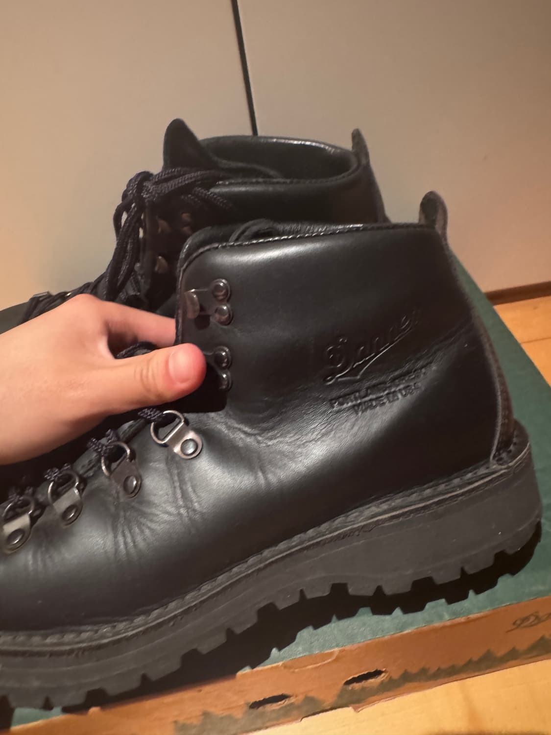 대너 마운틴 라이트 Danner Mountain Light Black 상품이미지7