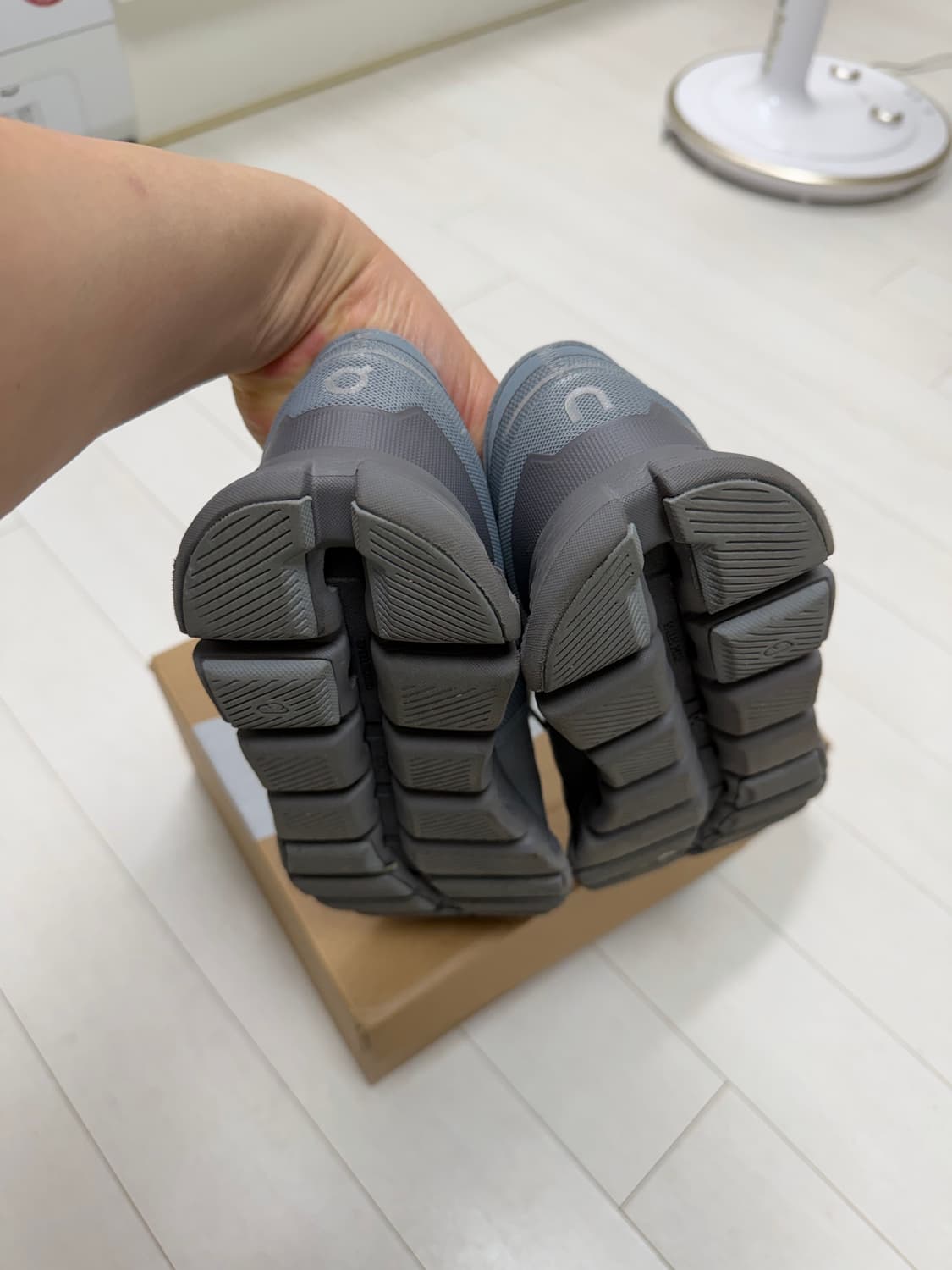 온러닝 클라우드 X 3 미스트락 275 사이즈 상품이미지3