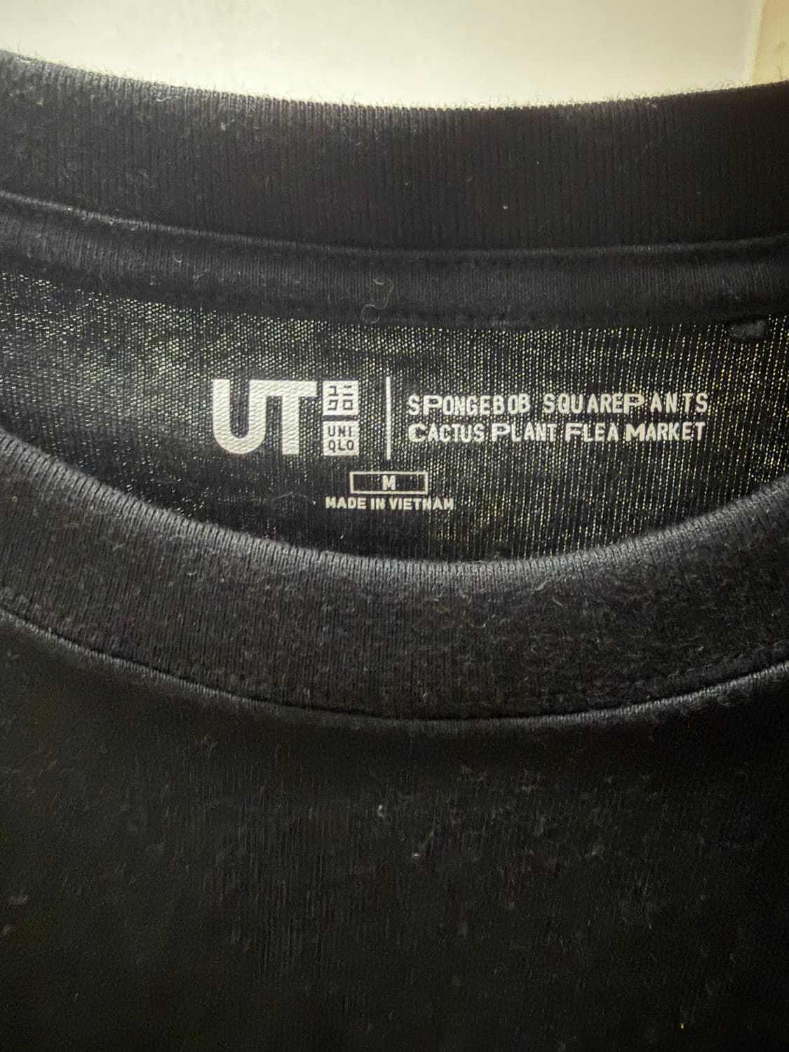 유니클로 스폰지밥 티셔츠 상품이미지3