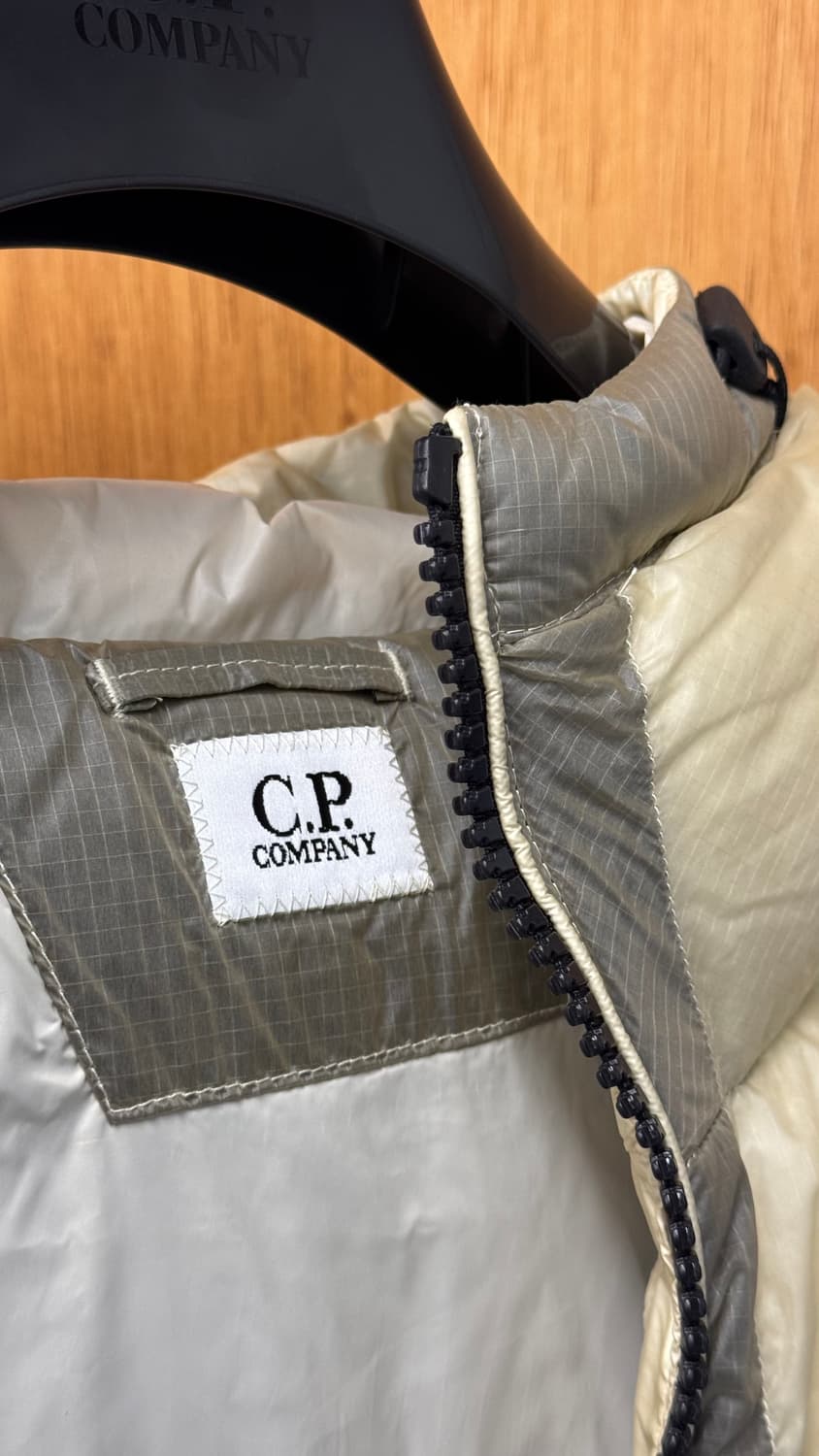 cp컴퍼니 dd쉘 피스타치오 XL 상품이미지5