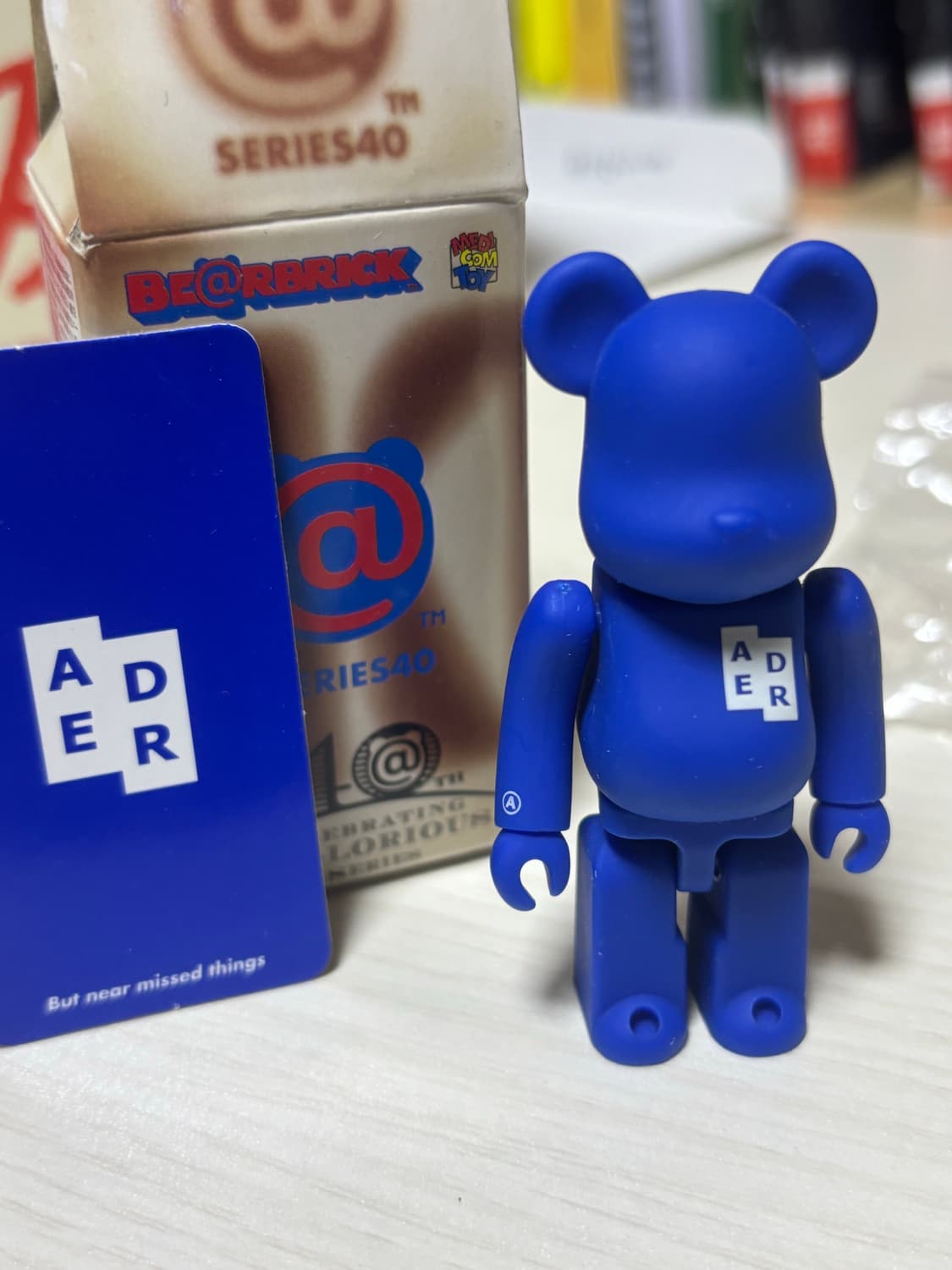 아더에러 베어브릭 100% 상품이미지1