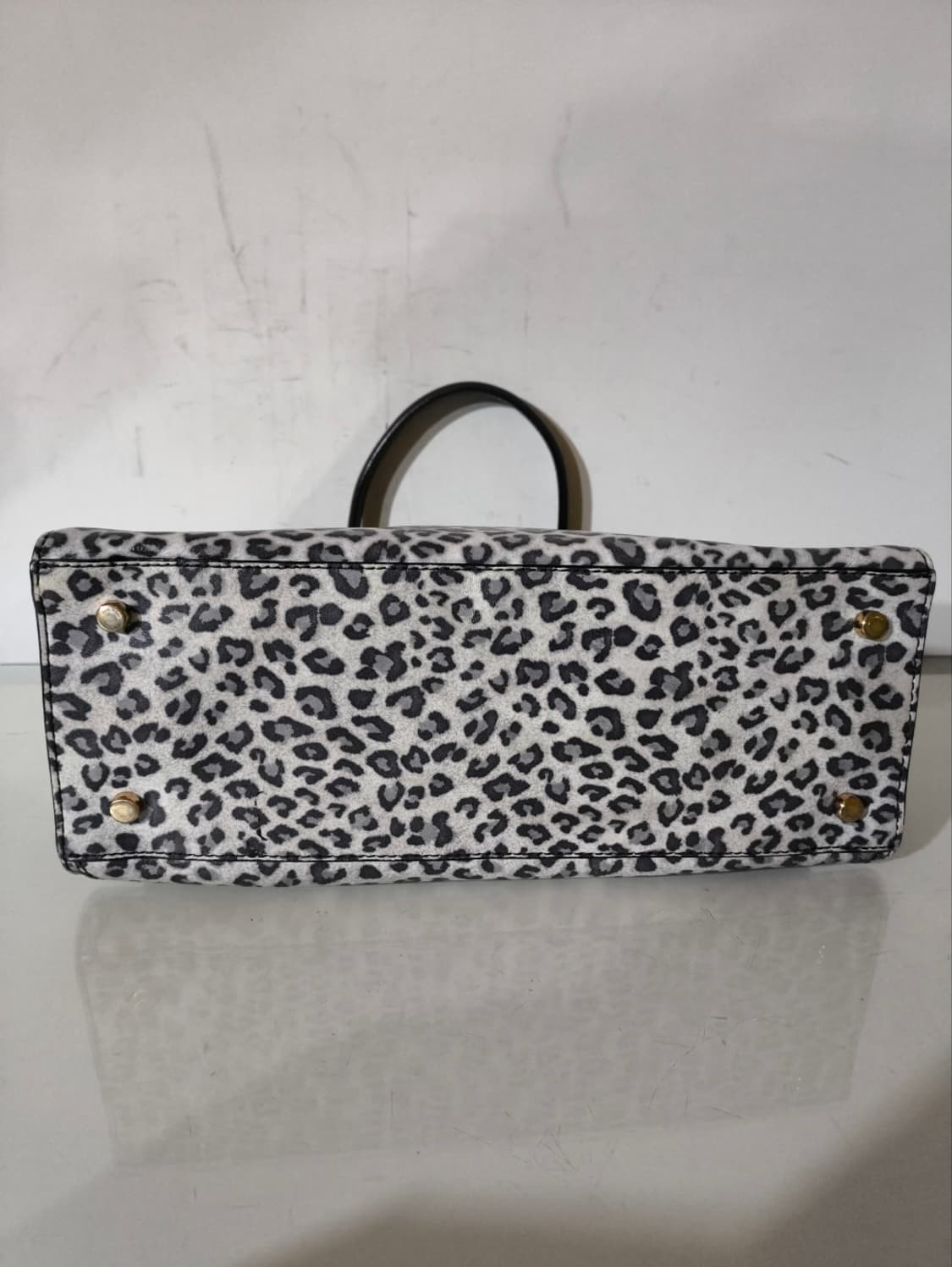 쿠론 송치 토트백 상품이미지4