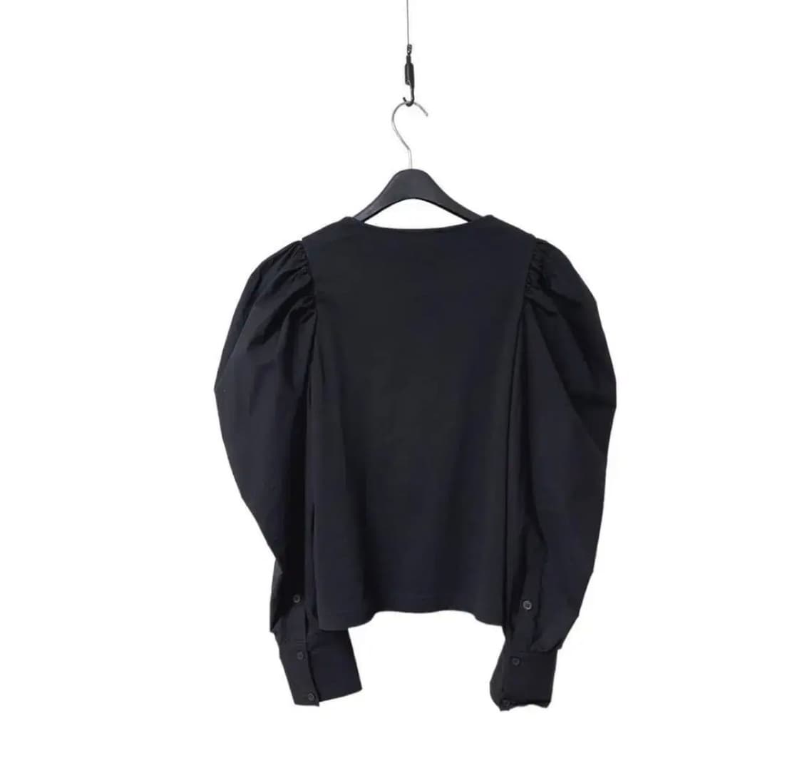 코스 퍼프 슬리브 티 블라우스 블랙 상품이미지6