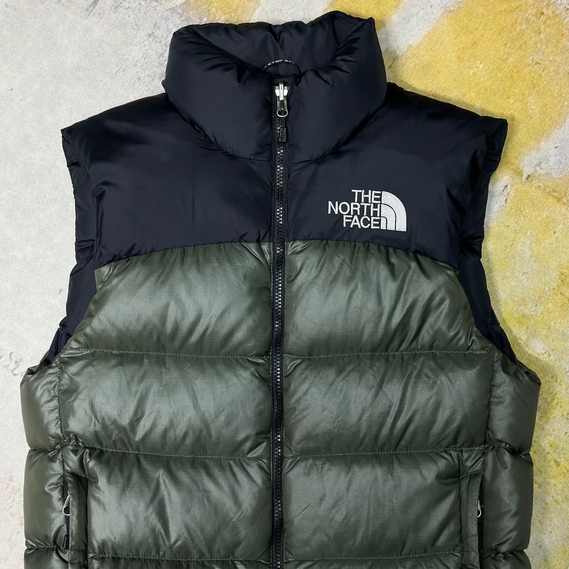 노페700 눕시 패딩조끼 카키 상품이미지2