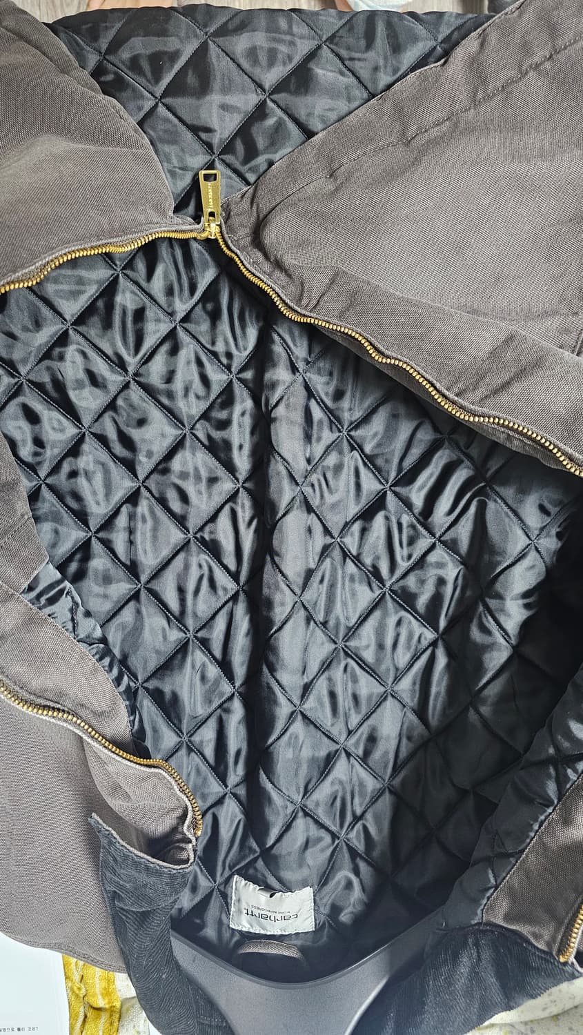 칼하트 wip 디트로이트 자켓 토바코 블랙 L 판매합니다 상품이미지8