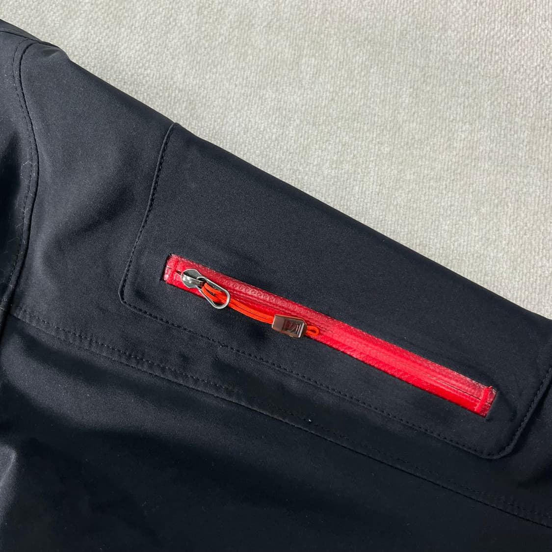 100 노스페이스 서밋시리즈 테크웨어 바람막이 자켓 상품이미지4