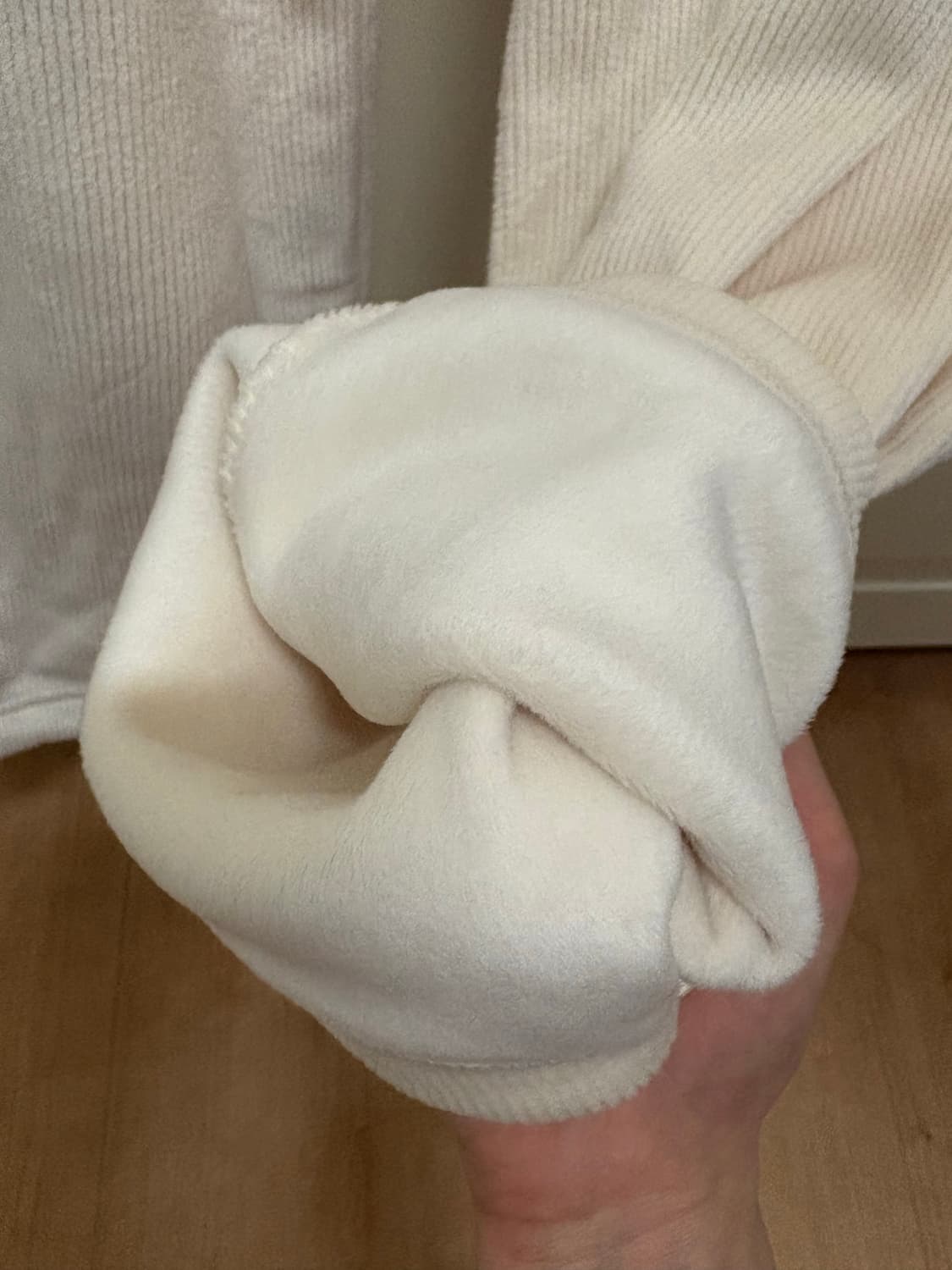 (정가99000원) 골덴 아이보리 기모 트레이닝 팬츠 (새상품) 상품이미지3