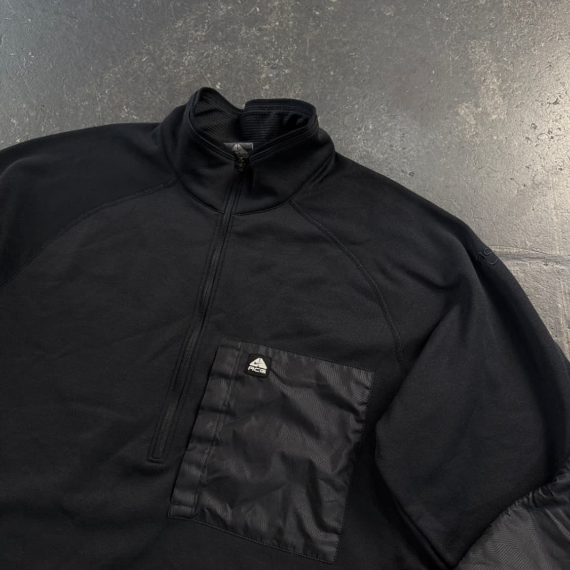 100 나이키 ACG 반집업 상품이미지2