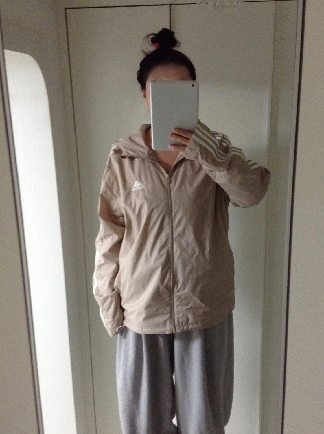 Adidas beige windbreaker 상품이미지2