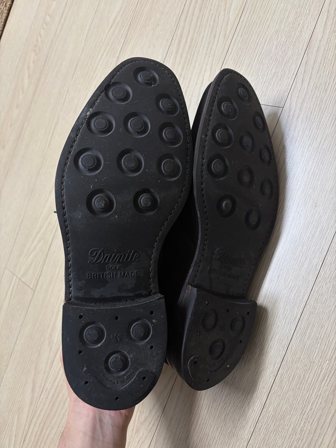 Loake brown suede boots 상품이미지3