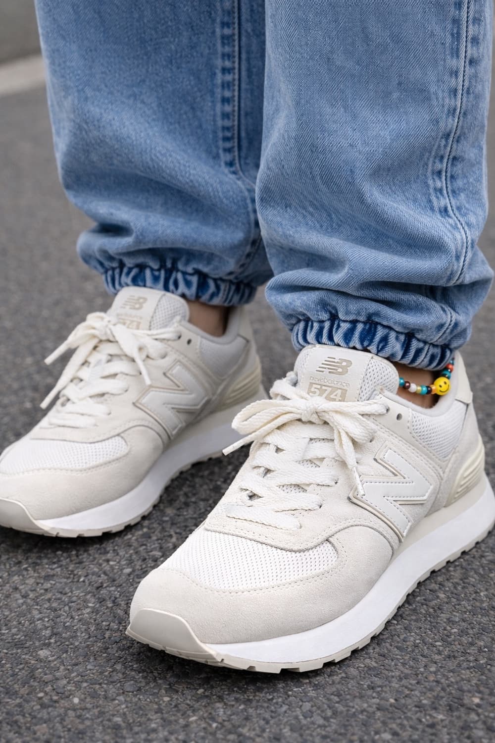 New Balance 574 클래식 스웨이드 스니커즈 상품이미지1