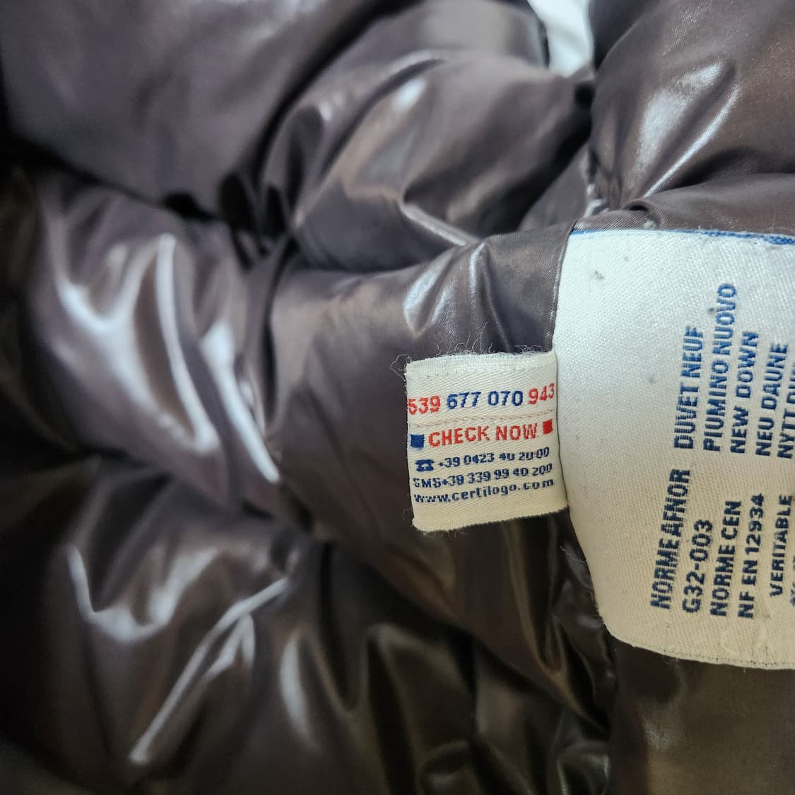 [정품] 몽클레어 경량 패딩 연카키 소매투칼라 사이즈 2 모자 한정판 상품이미지7