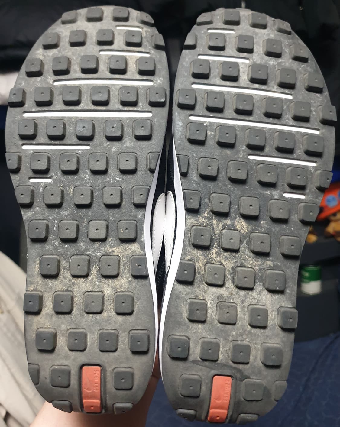 나이키 우먼스 와플원 매쉬 스니커즈 검횐 (235) DC2533-001 상품이미지6