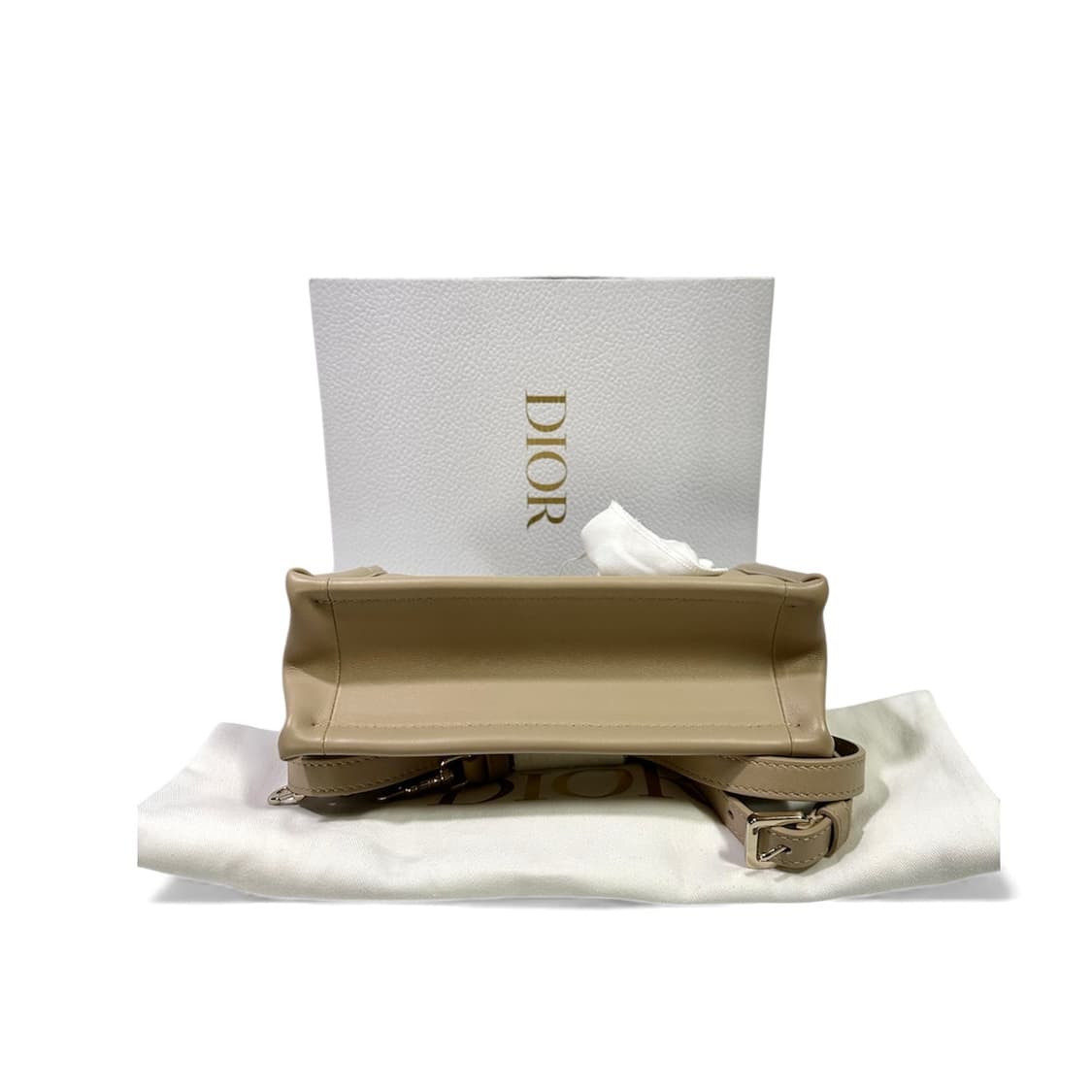 [새상품] 디올 북토트 까나쥬 미니백 파우더 베이지 상품이미지4